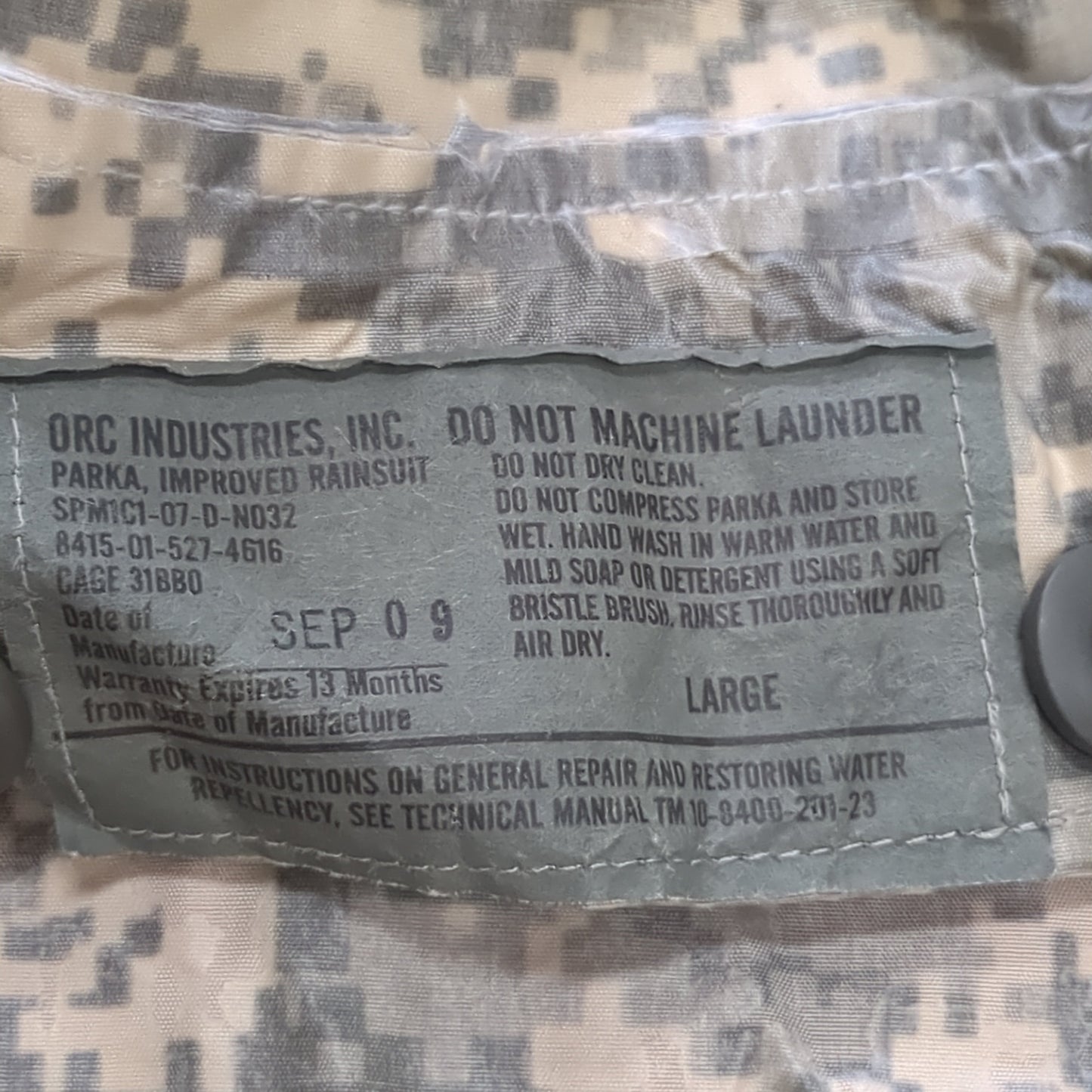 US Army Large Improved Wet Weather Top Parka 8415-01-527-4616 Used (fb16-ALP20)