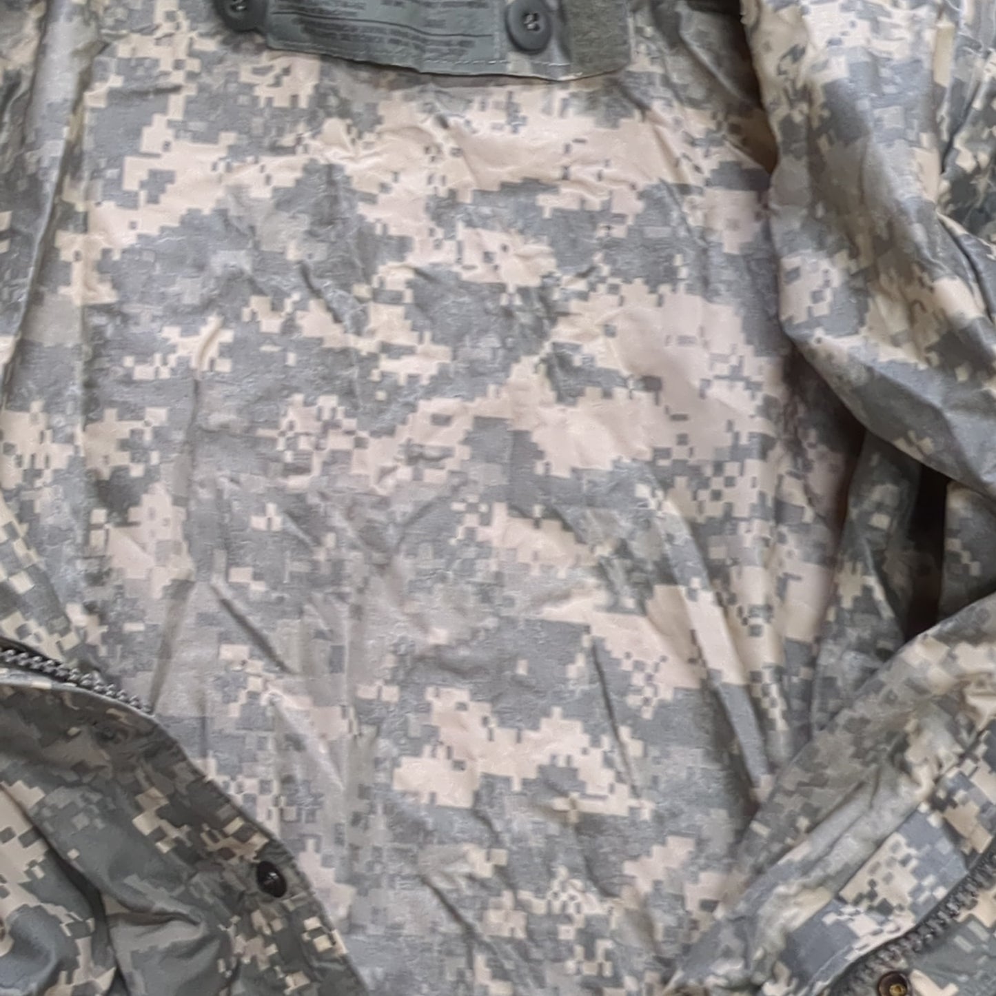 US Army Large Improved Wet Weather Top Parka 8415-01-527-4616 Used (fb16-ALP20)
