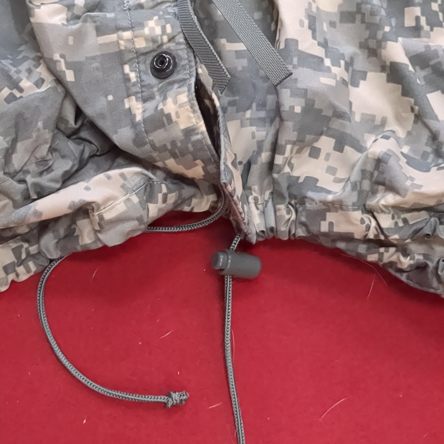 US Army Large Improved Wet Weather Top Parka 8415-01-527-4616 Used (fb16-ALP20)