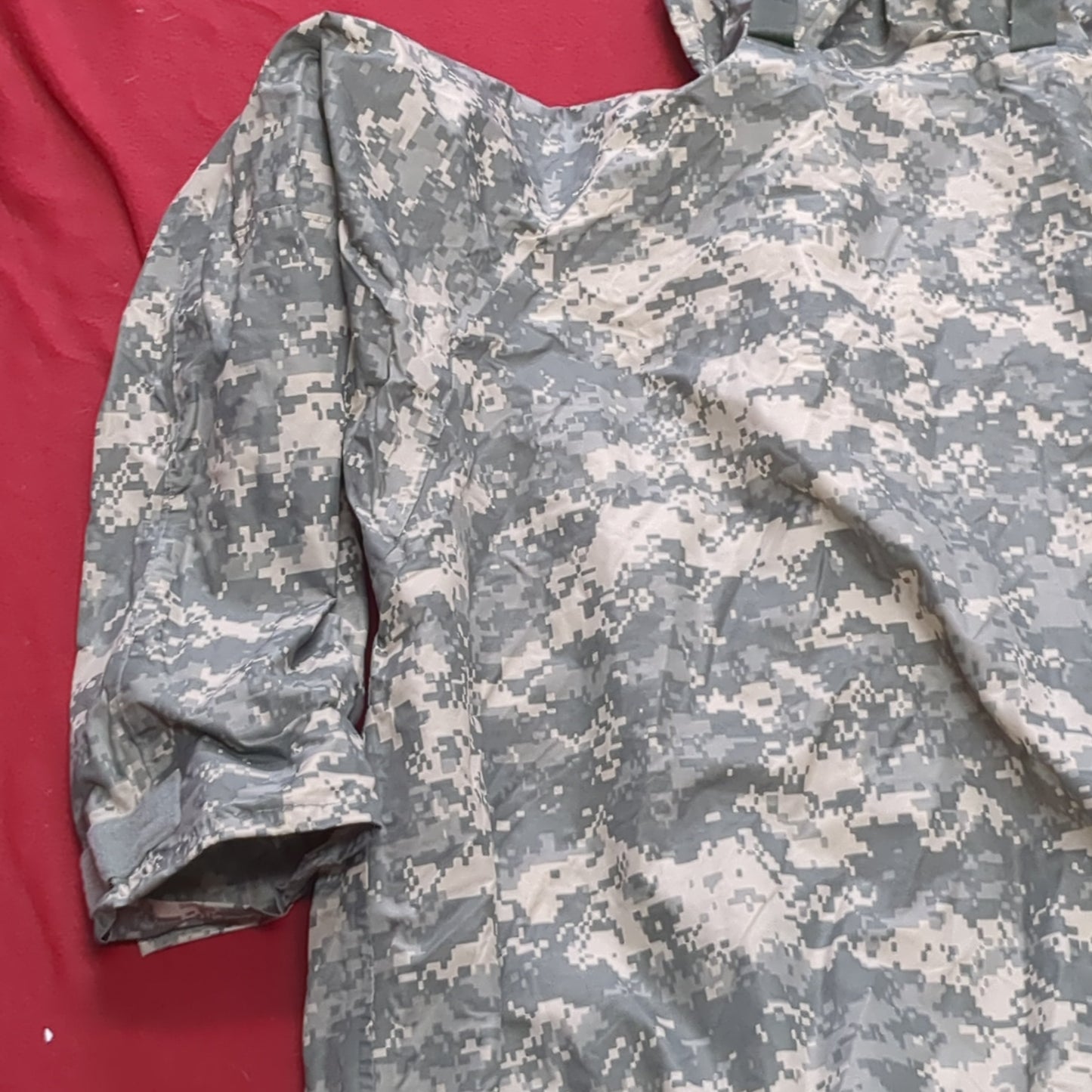 US Army Large Improved Wet Weather Top Parka 8415-01-527-4616 Used (fb16-ALP20)