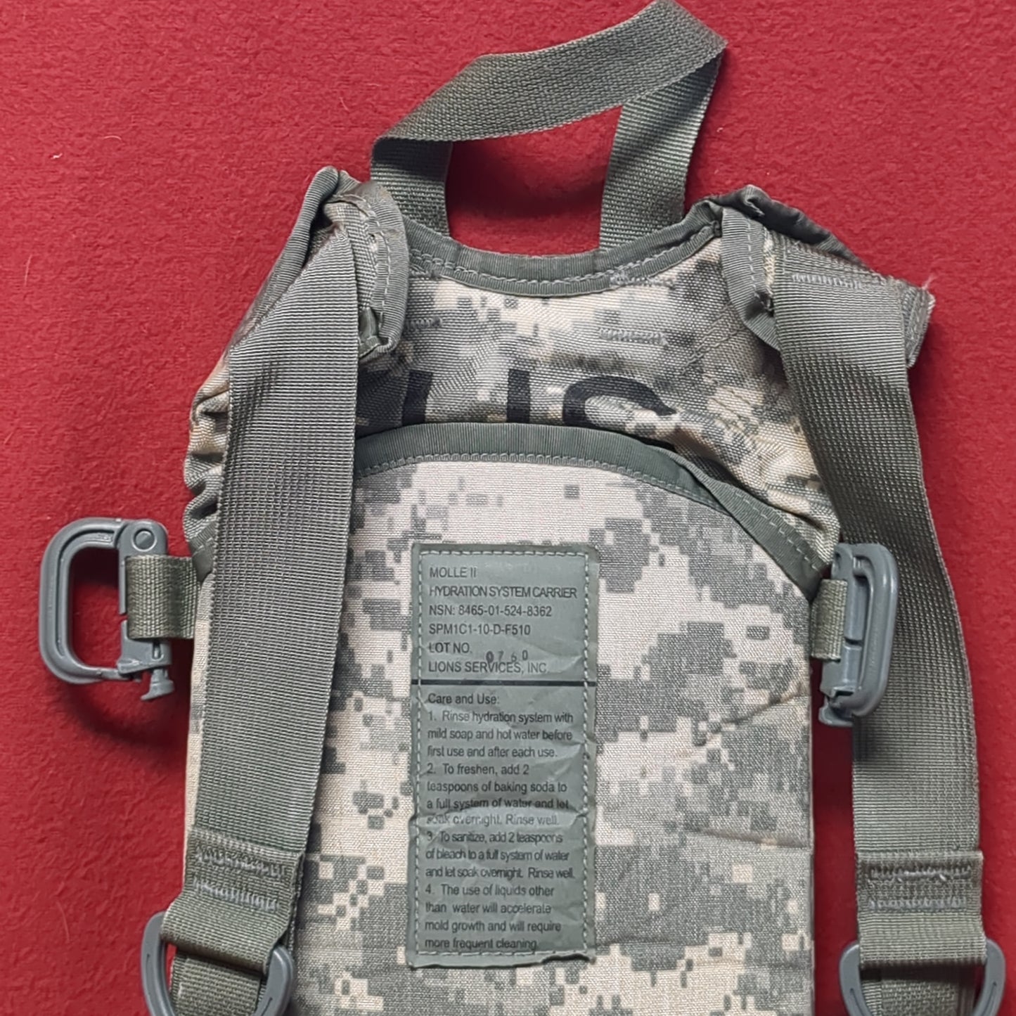 US Army ACU UCP Camelback Hydration System Carrier *Only* Excellent condition (09o- db3-MAY20)
