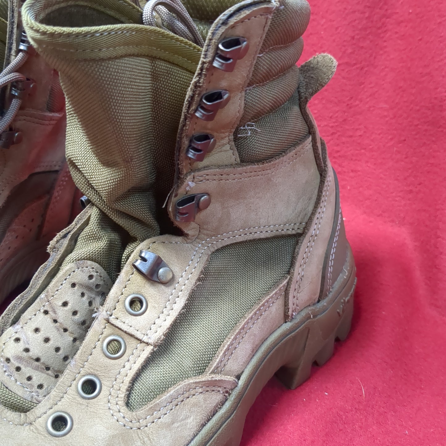 USGI 5.0W Deployment Combat Hiker Boots Belleville (cb01-MAY25)