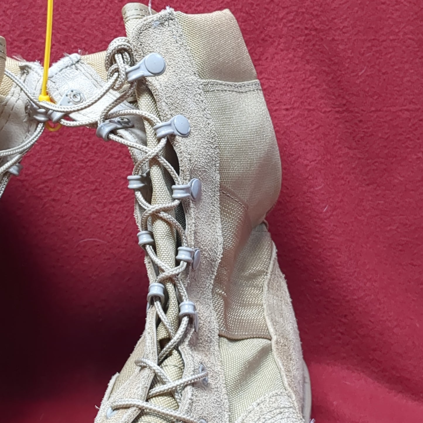 US Army 10 R McRae Hot Weather Combat Boots Coyote 499 Tan (10g 12n- db13-MAY93)