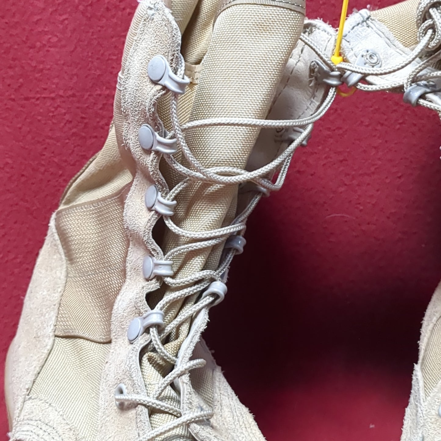US Army 10 R McRae Hot Weather Combat Boots Coyote 499 Tan (10g 12n- db13-MAY93)