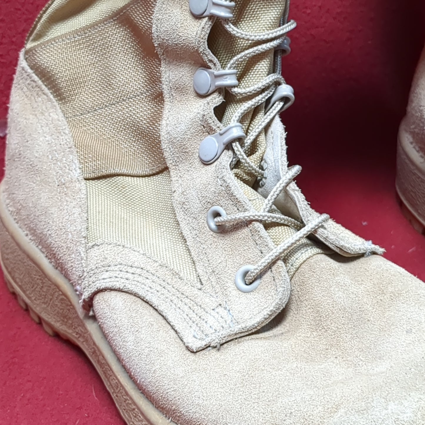 US Army 10 R McRae Hot Weather Combat Boots Coyote 499 Tan (10g 12n- db13-MAY93)