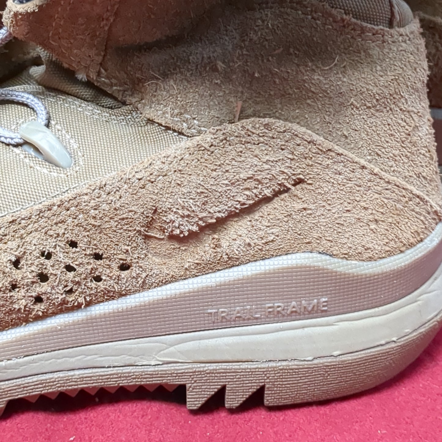 US Army Hot Weather Nike Combat Boots Desert Sand Size 7 (BA10-MAY100)