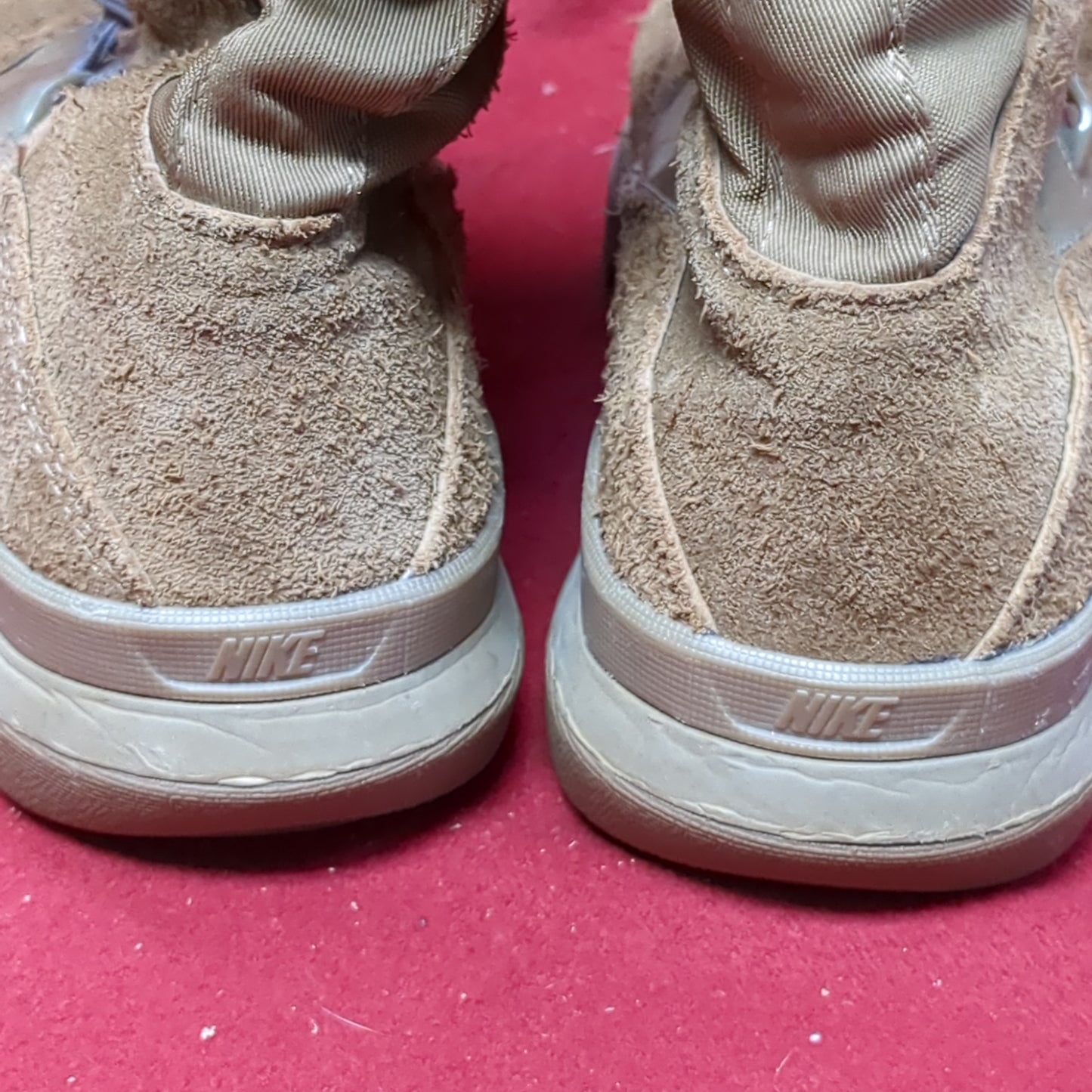 US Army Hot Weather Nike Combat Boots Desert Sand Size 7 (BA10-MAY100)