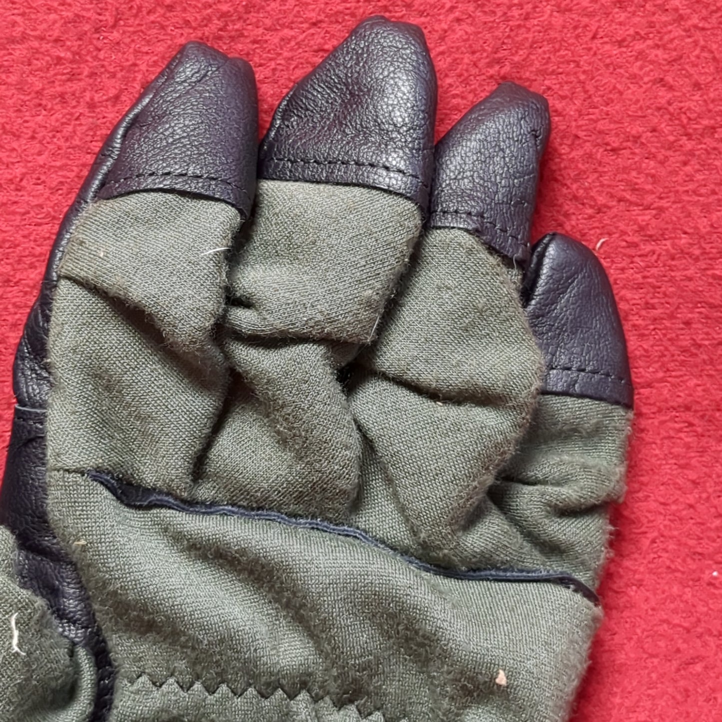US Army Men's Size (10) HAU-15/P Flyer's Intermediate Cold Weather Gloves (cb04-MAY244)