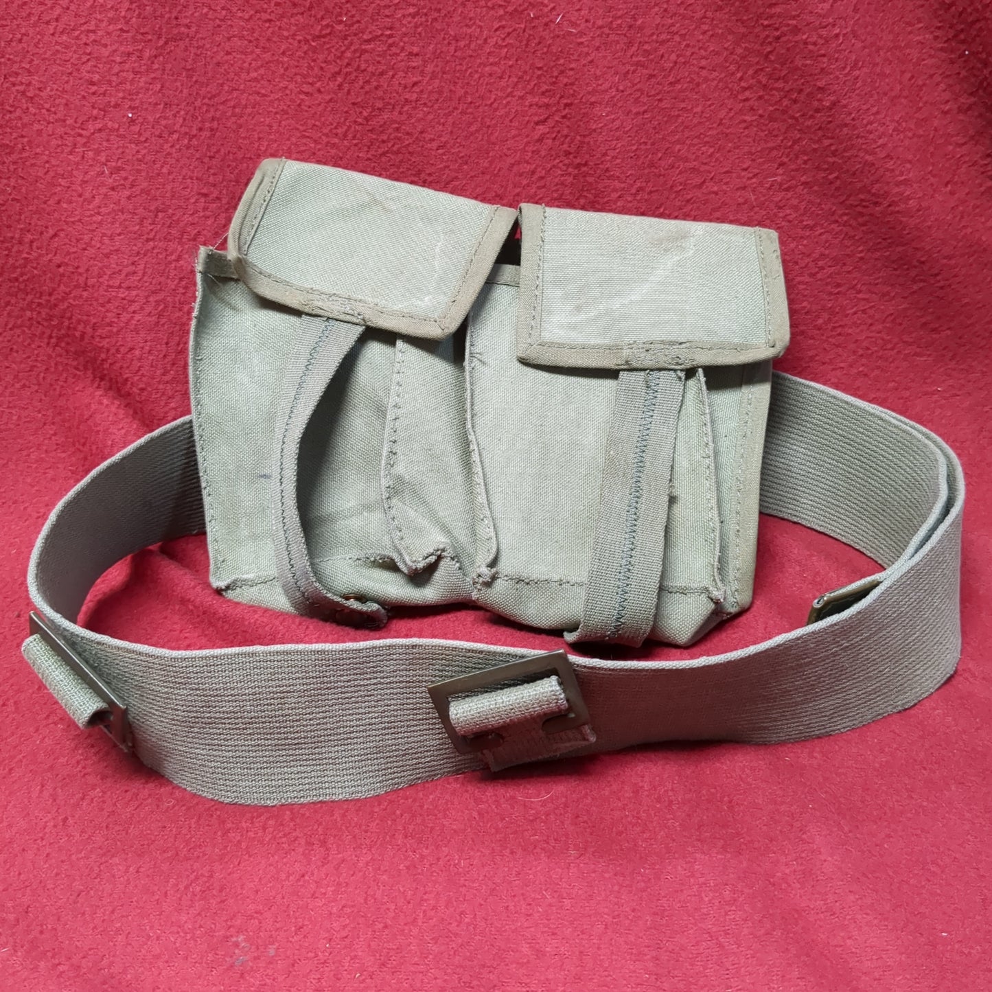 Vintage Spanish G3 Pouch W/Belt (09cc- ca10-MAY279)