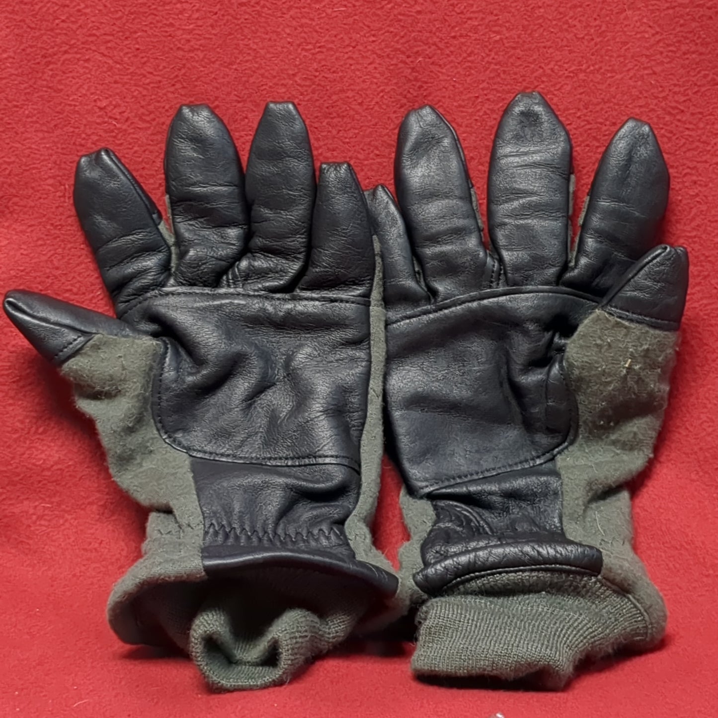 US Army Men's Medium (9) HAU-15/P Flyer's Intermediate Cold Weather Gloves (cb04-MAY324)