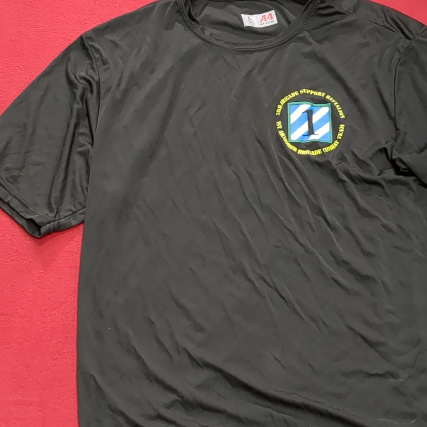 Large 3rd BDE Support Battalion silk shirt Excellent Condition (PT-MAY357)