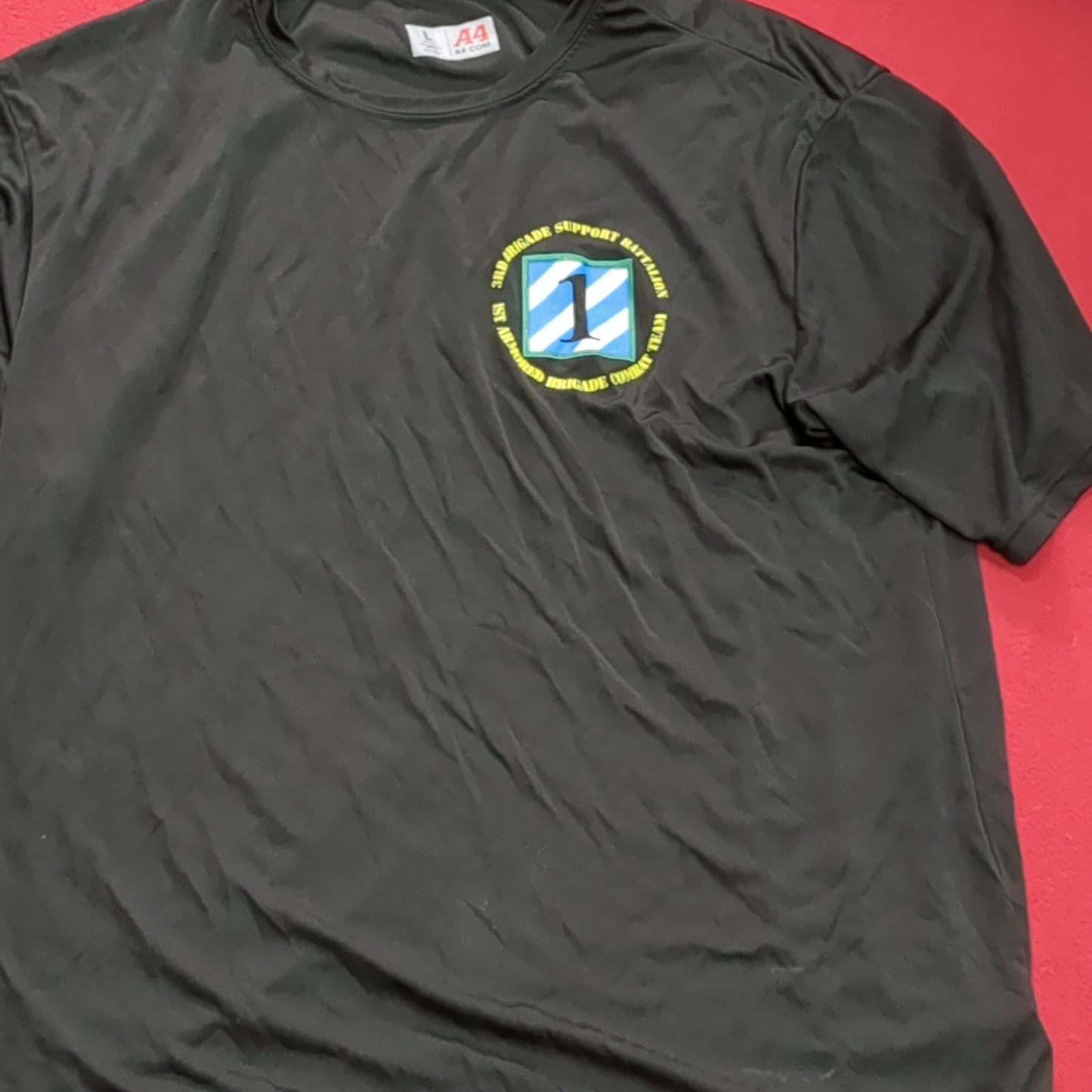 Large 3rd BDE Support Battalion silk shirt Excellent Condition (PT-MAY357)