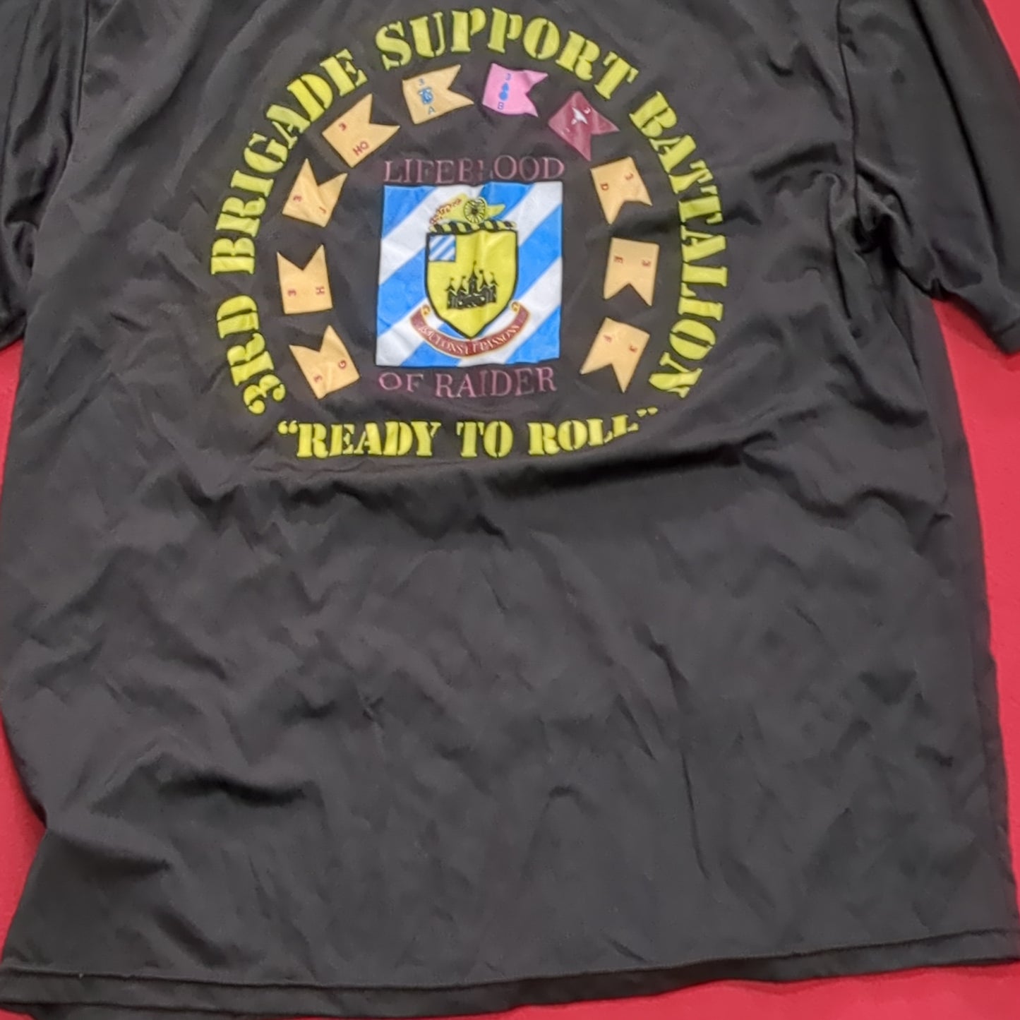 Large 3rd BDE Support Battalion silk shirt Excellent Condition (PT-MAY357)
