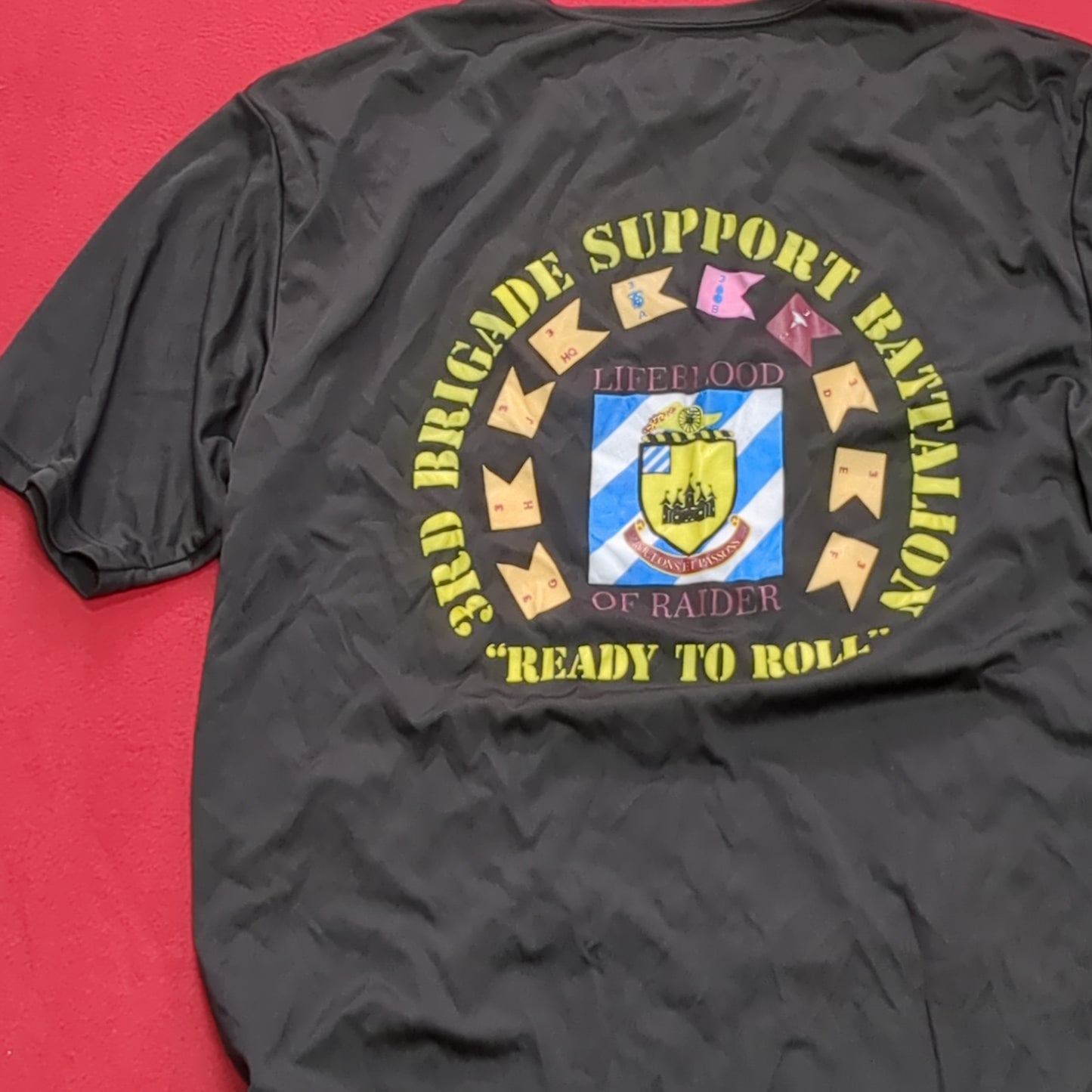 Large 3rd BDE Support Battalion silk shirt Excellent Condition (PT-MAY357)
