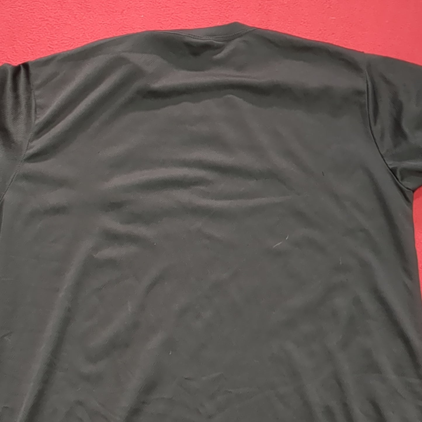 Small Black Tee Shirt Infantry "Follow ME" Used (fb07-MAY358)