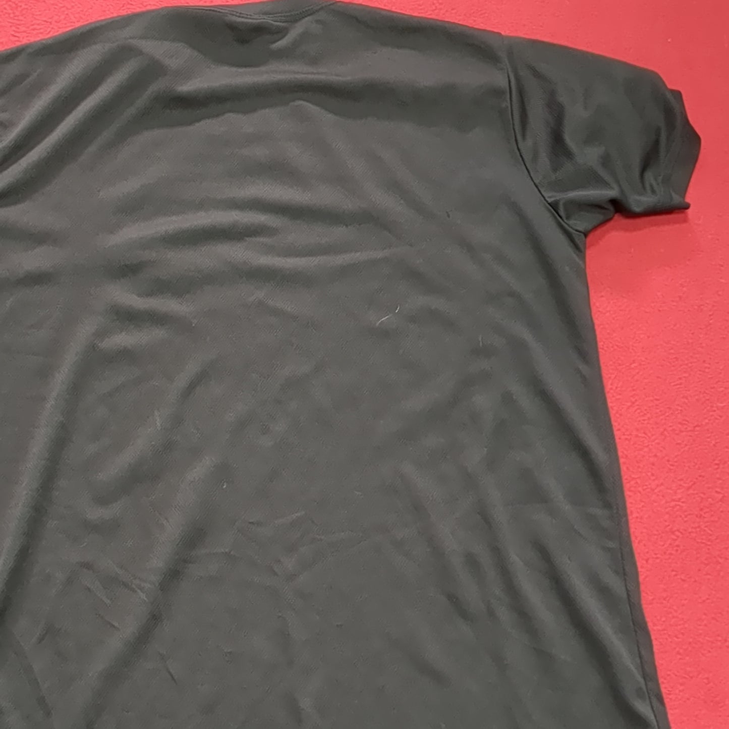 Small Black Tee Shirt Infantry "Follow ME" Used (fb07-MAY358)