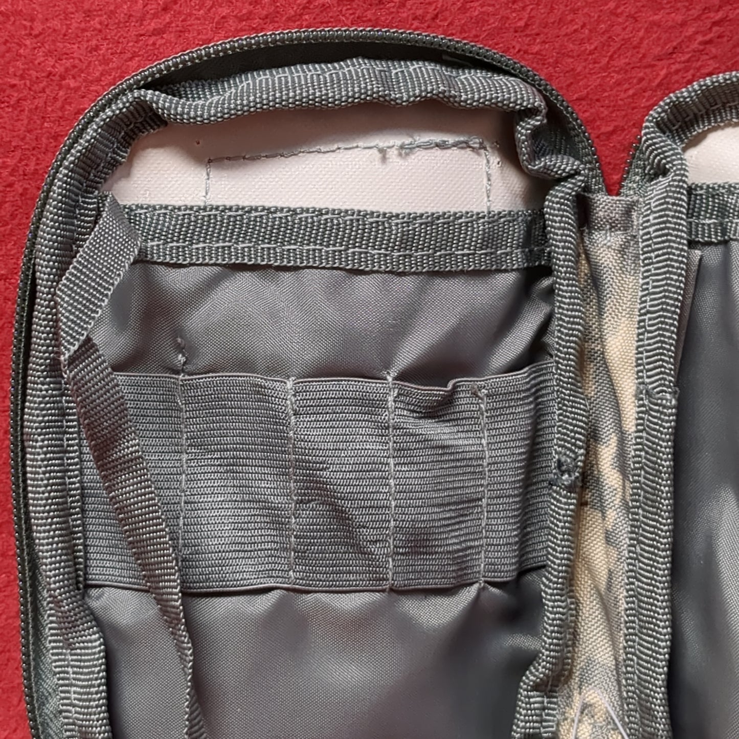 Fox Tactical Wallet/Organizer ACU/UCP Molle Excellent Condition (fb12-JUN28)