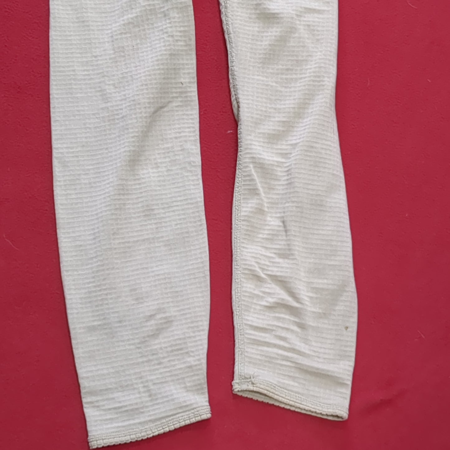 US Army Small Regular Sand Waffle Gen III Level 2 Bottoms (WAF1- fa01-JUN77)