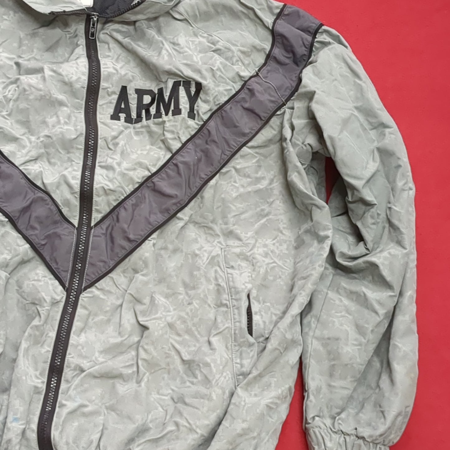 US Army Large Long IPFU PT Jacket Wind Excellent Condition (fb13--JUN173)