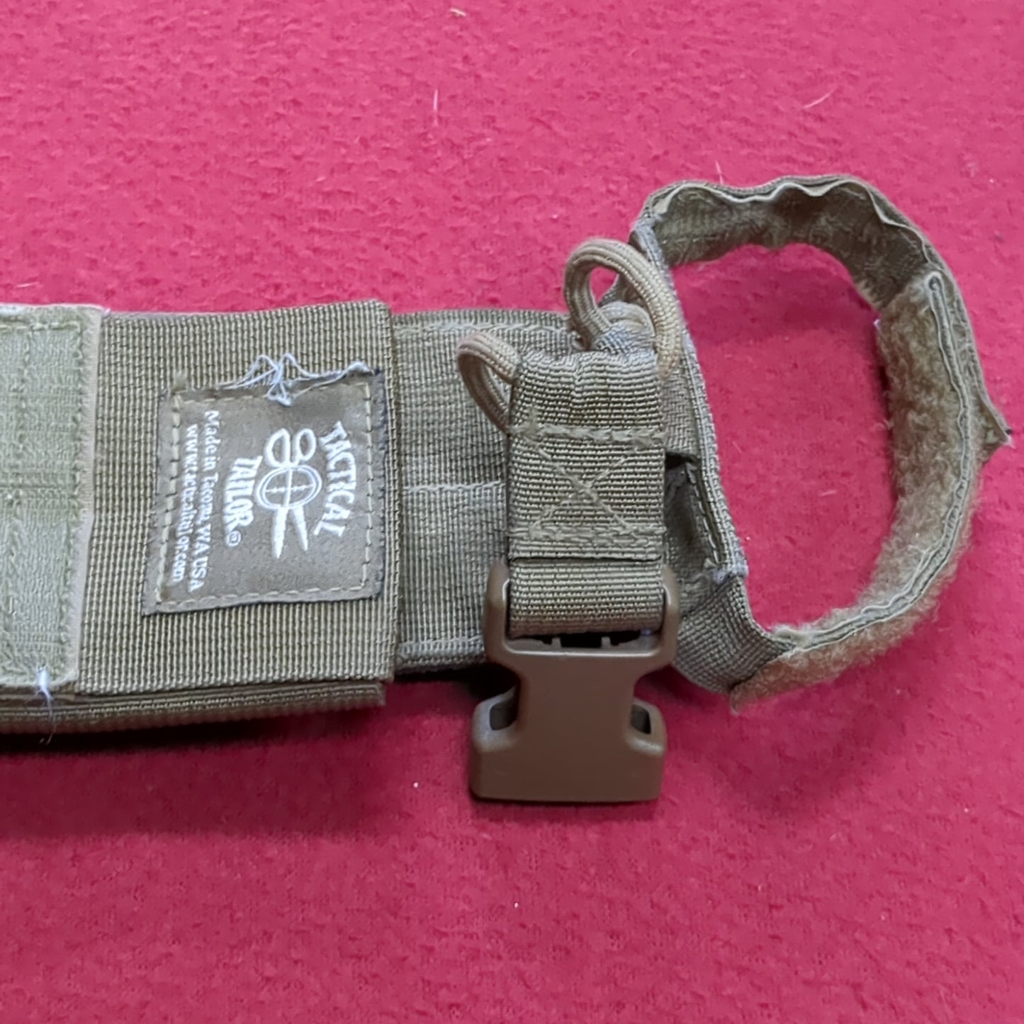Tactical Tailor Radio Molle Pouch w Malice Clips Coyote (25o- da03-JUL8)