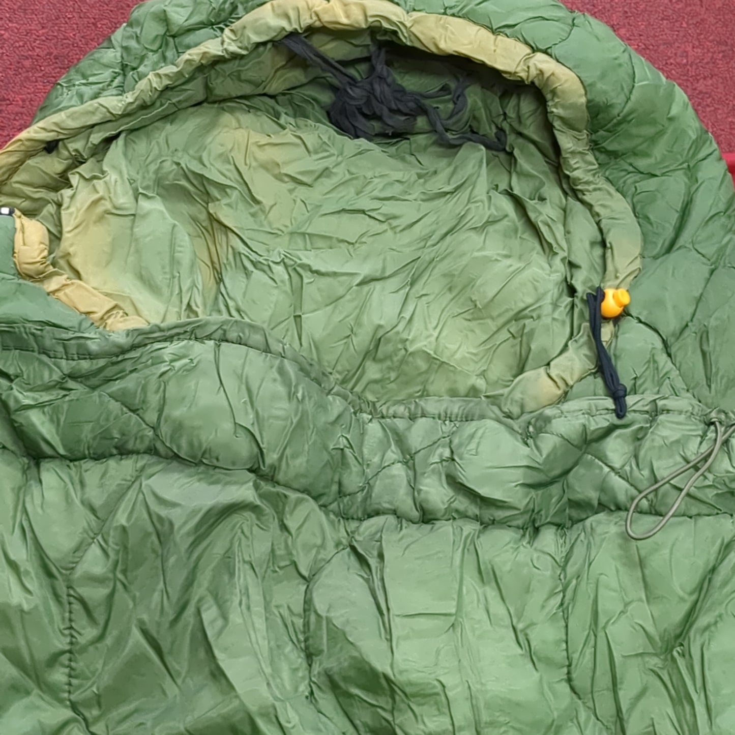 P/O Ajungilak Sleeping Bag Winter OD Green w Stuff Sack (BA05-JUL334)