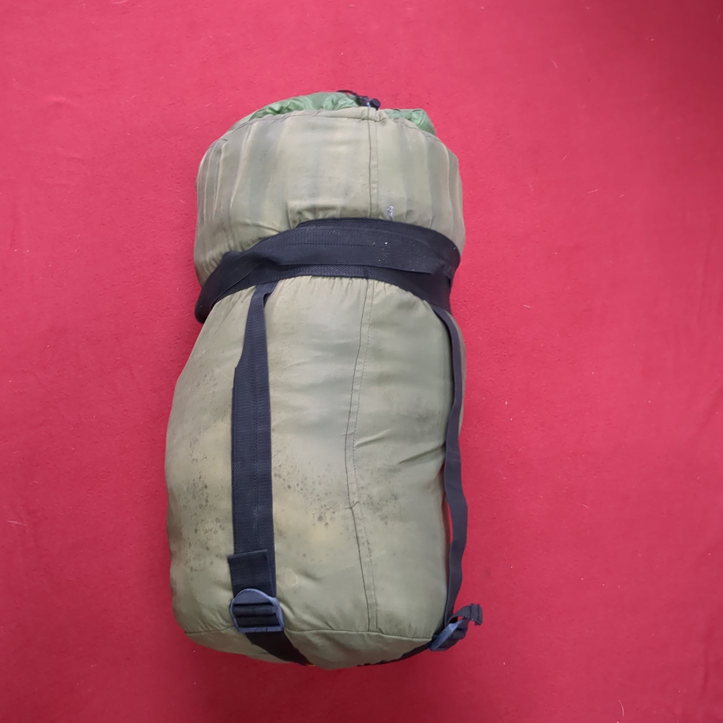 P/O Ajungilak Sleeping Bag Winter OD Green w Stuff Sack (BA05-JUL334)