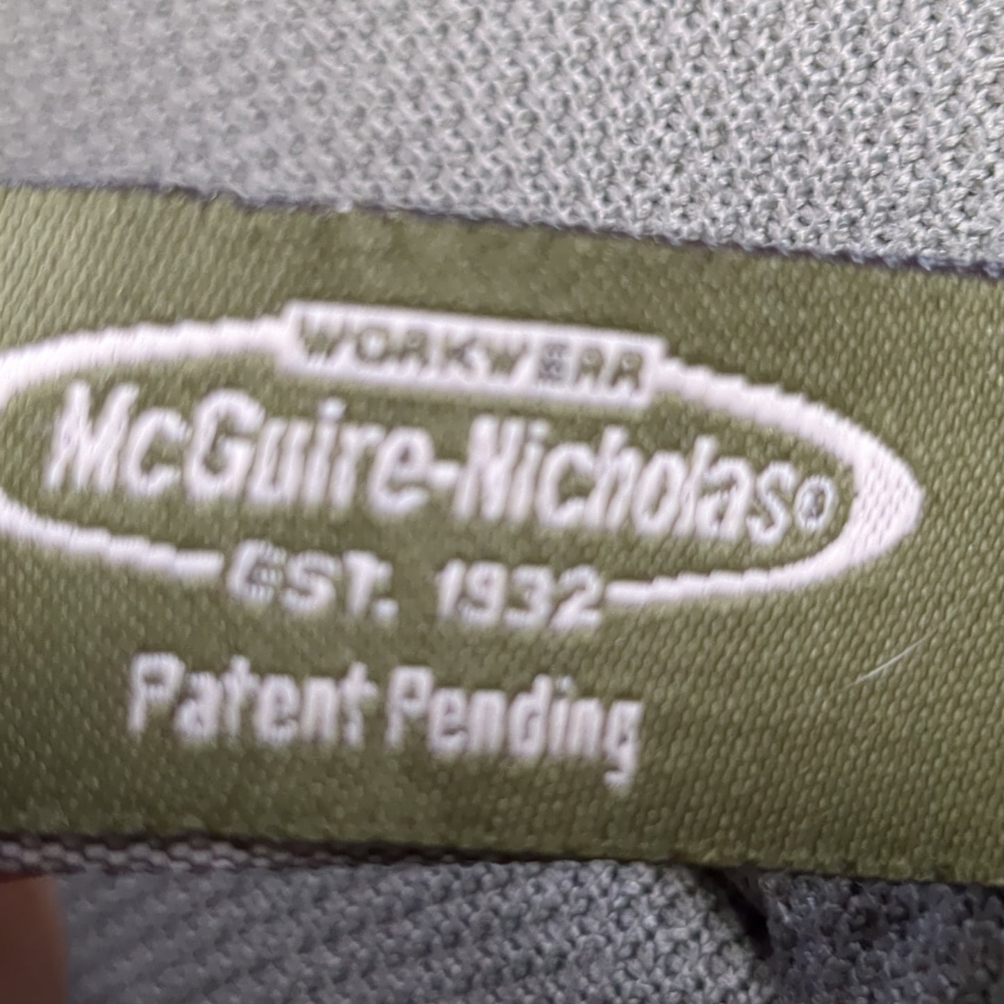 US Army Mcguire-Nicholas Ripple ACU/UCP Knee Pads Good Condition (da12-AUG33)