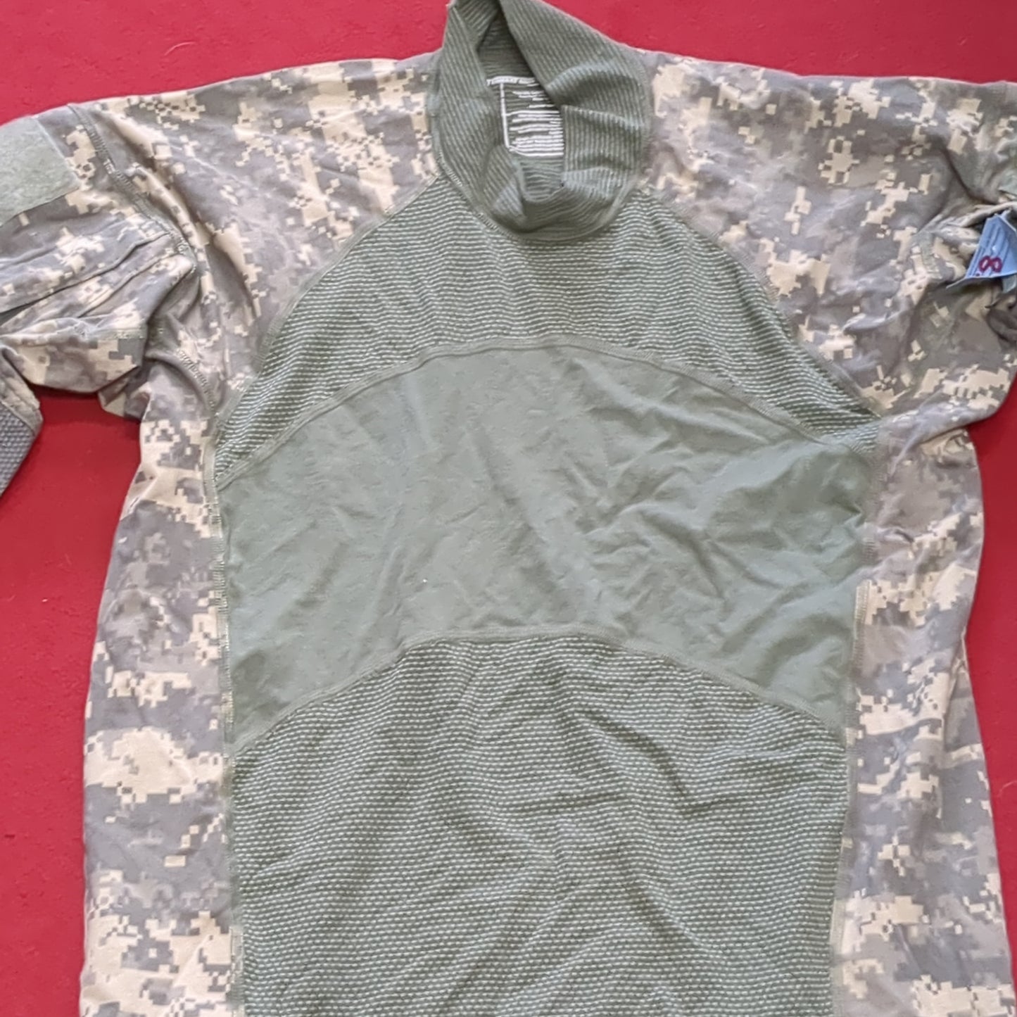 ACU Combat Shirt Massif Medium (aa16-58)