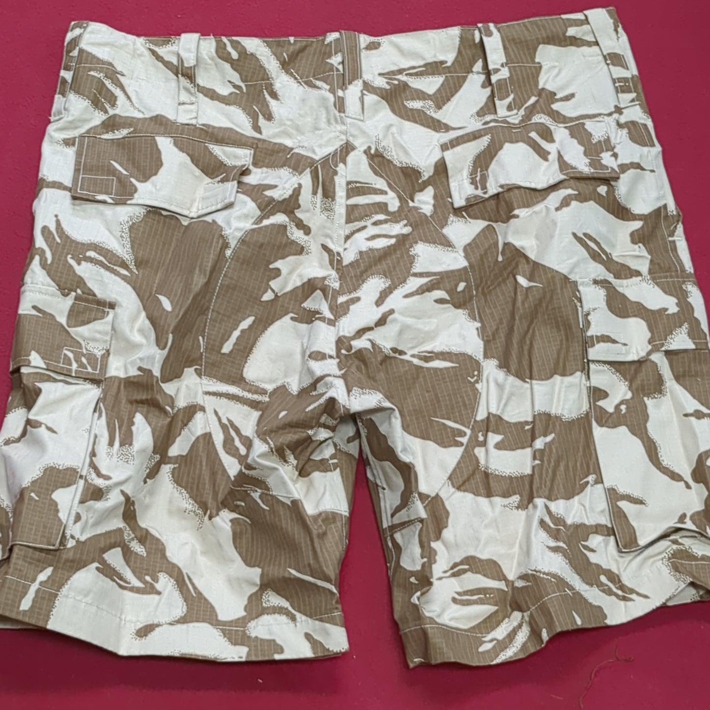 Vintage Romanian RipStop Vastez Shorts 52i (aa14-17)