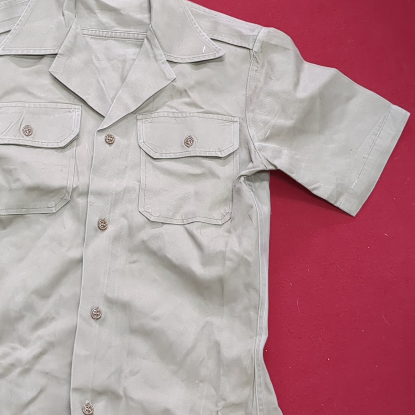 Vintage Vietnam Era US Army Men's Small Tan 445 Short-Sleeve Shirt Good Condition (aa15-AUG79)