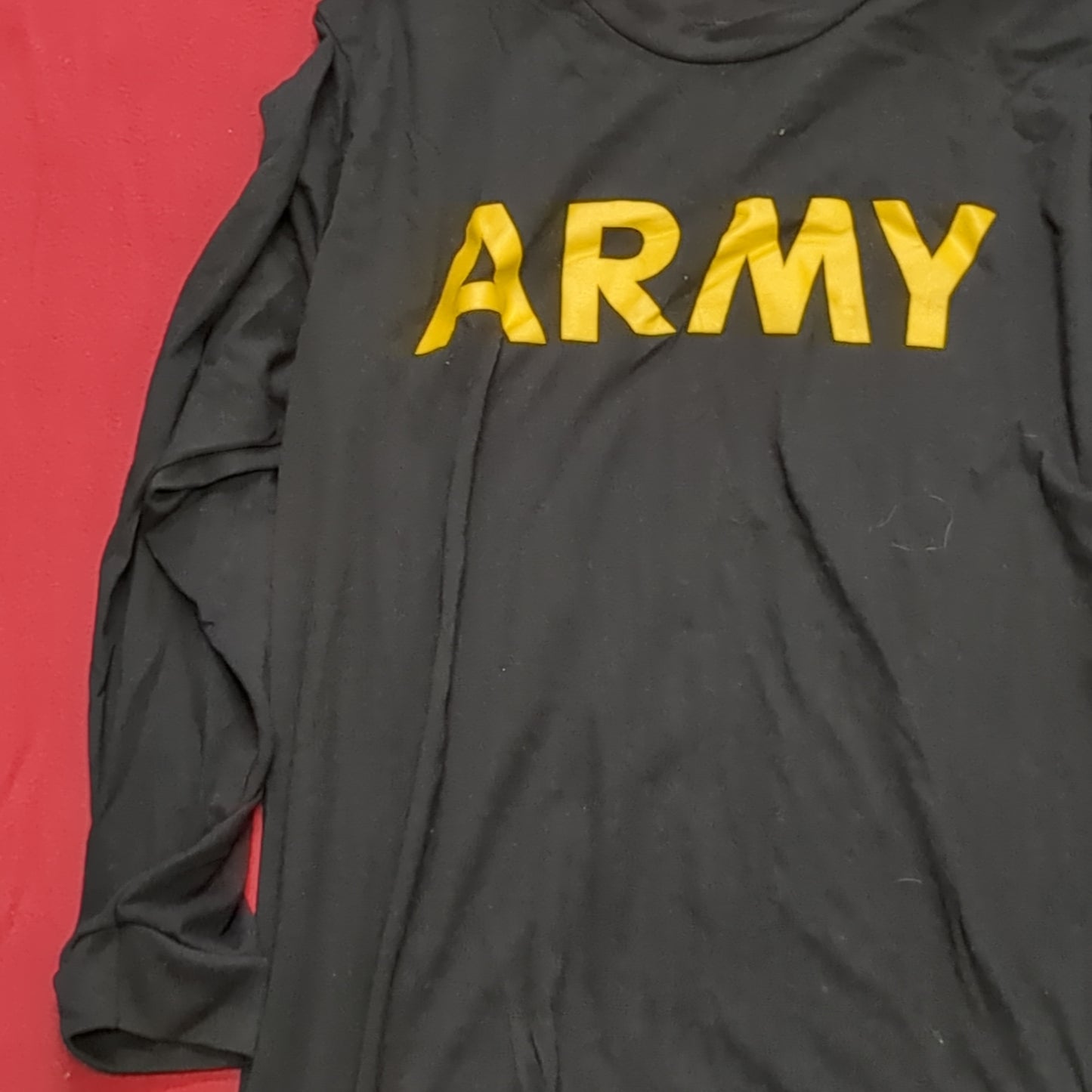 US Army Medium Black Gold Cold Weather APFU PT Uniform Long-Sleeve Shirt (ab03-6)