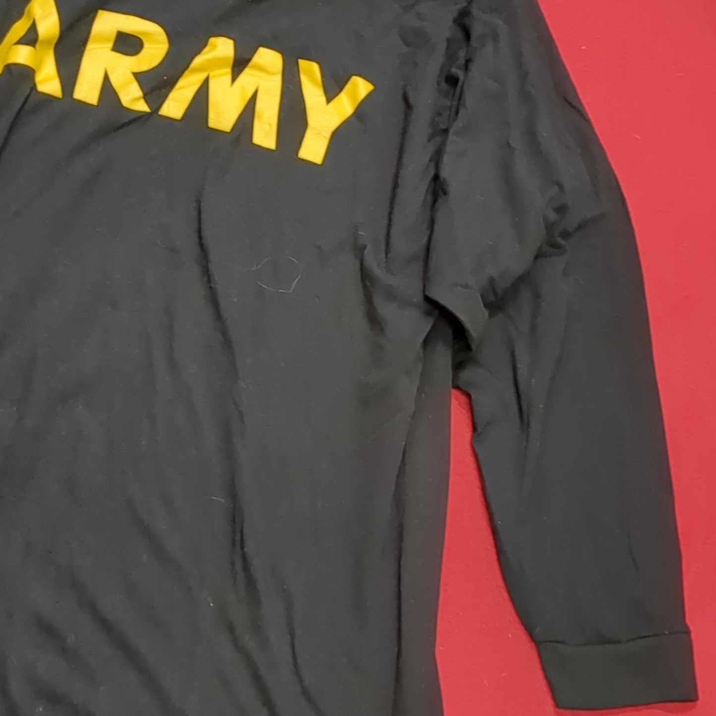US Army Medium Black Gold Cold Weather APFU PT Uniform Long-Sleeve Shirt (ab03-6)