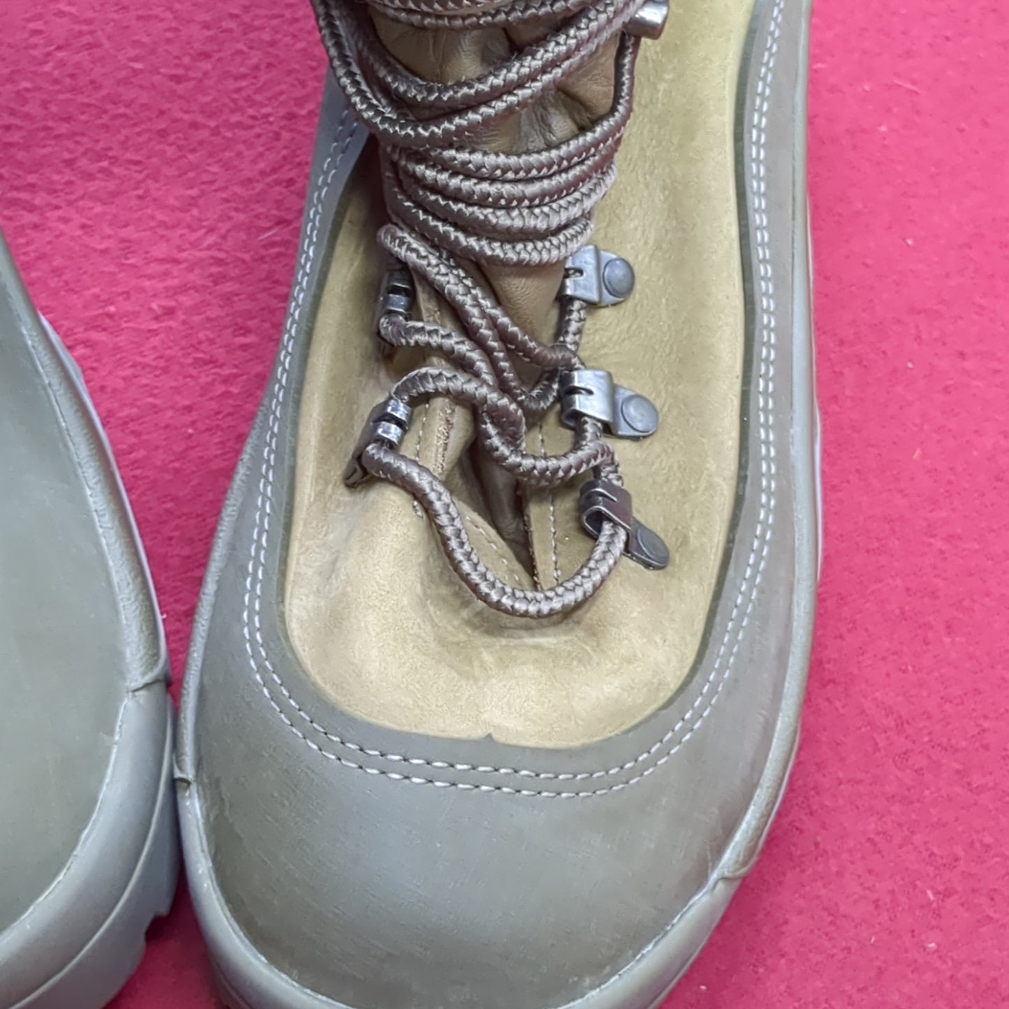 USGI Belleville 7.5 Regular MCB 950 Deployment Goretex GTX Combat Hiking Boots (14g 39cr- cb12-AUG97)