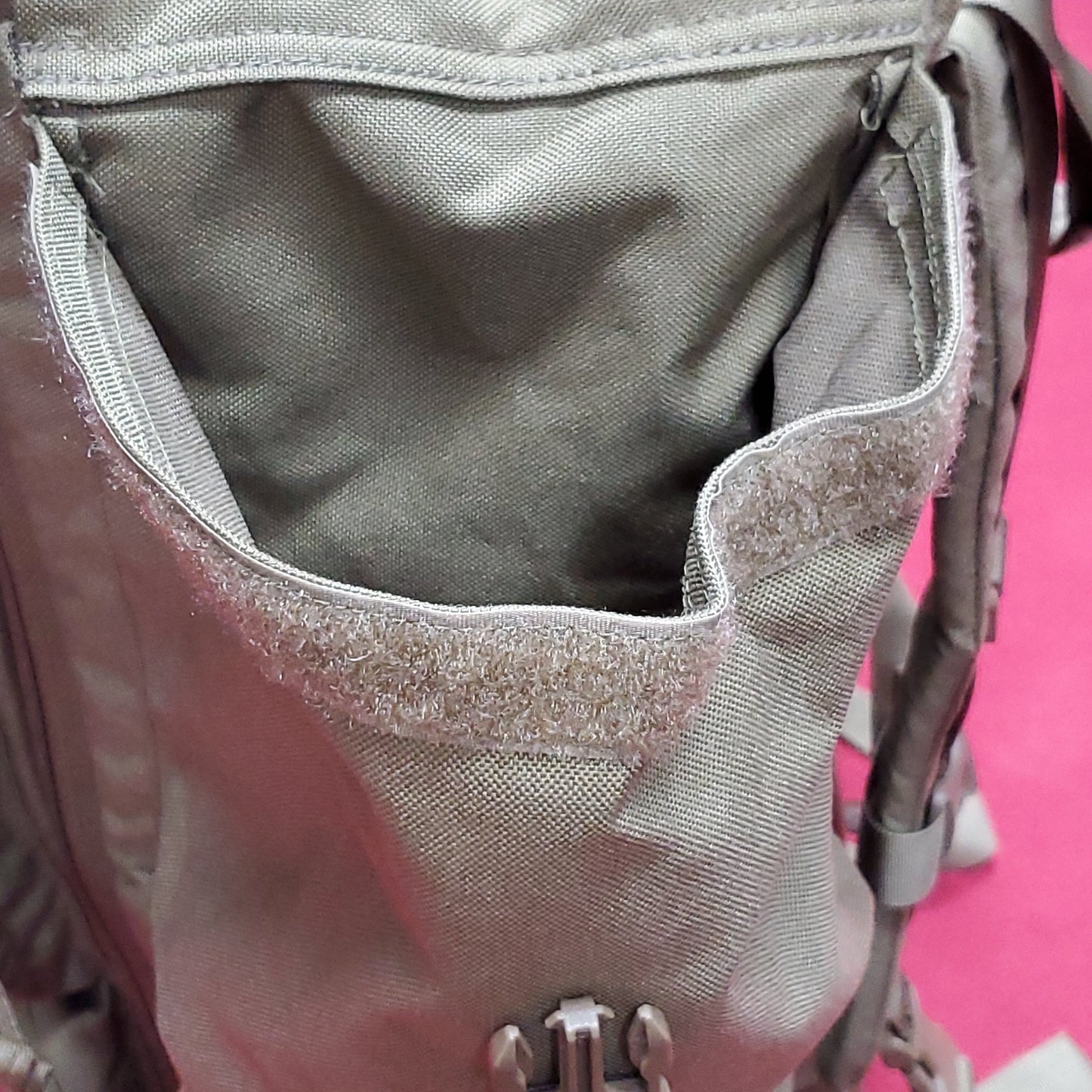 North American Rescue (NAR) Combat Casualty Response Bag Warrior Aid and Litter * WALK* ACU/UCP (BA02-AUG209)