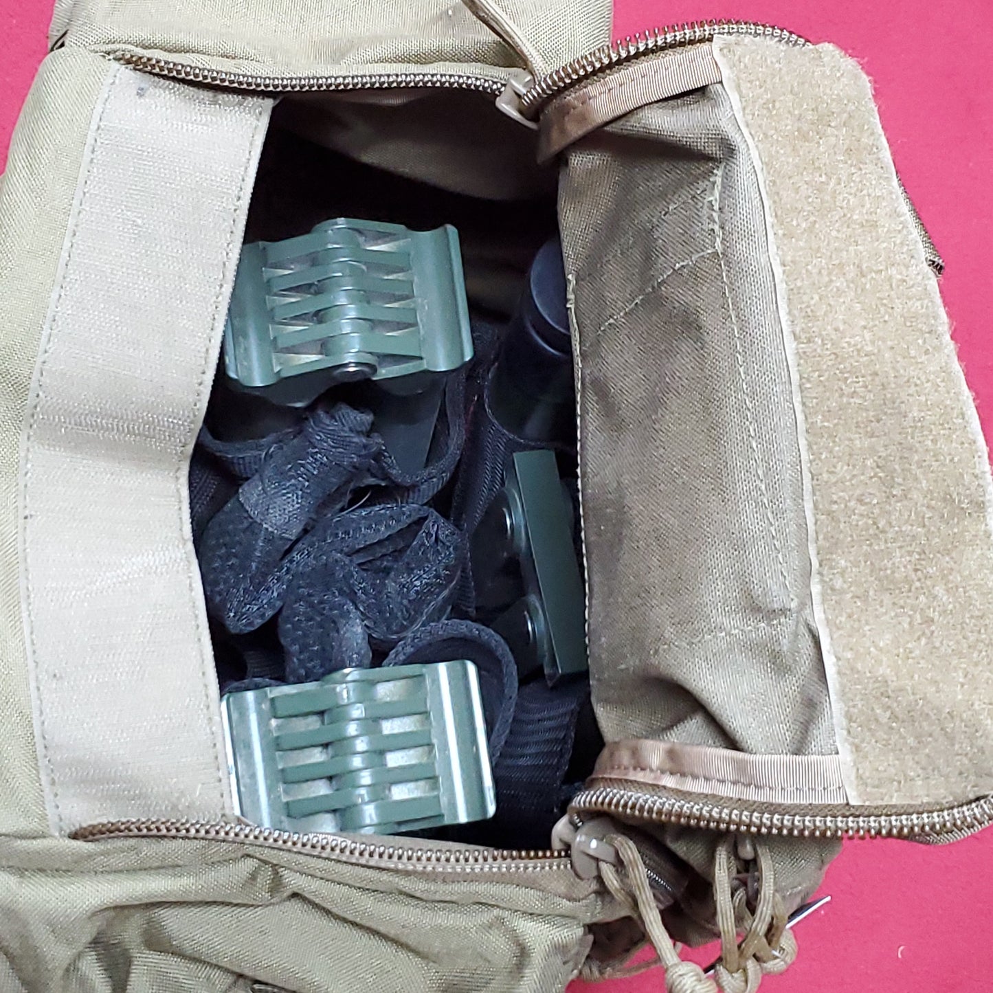 North American Rescue (NAR) Combat Casualty Response Bag Warrior Aid and Litter * WALK* ACU/UCP (BA02-AUG209)