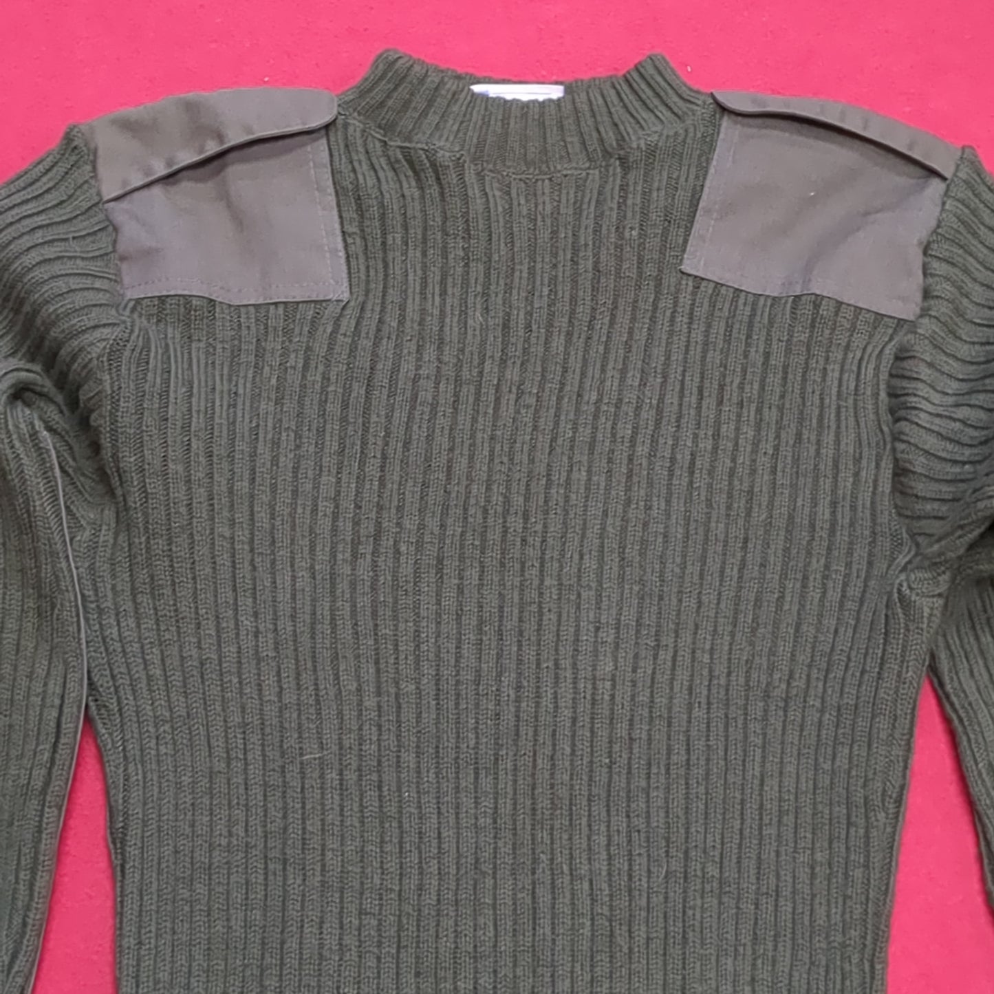 MITTS MITTS 38 Regular Service Olive Green Wool Sweater w Epaulettes (23s ac10-g113)