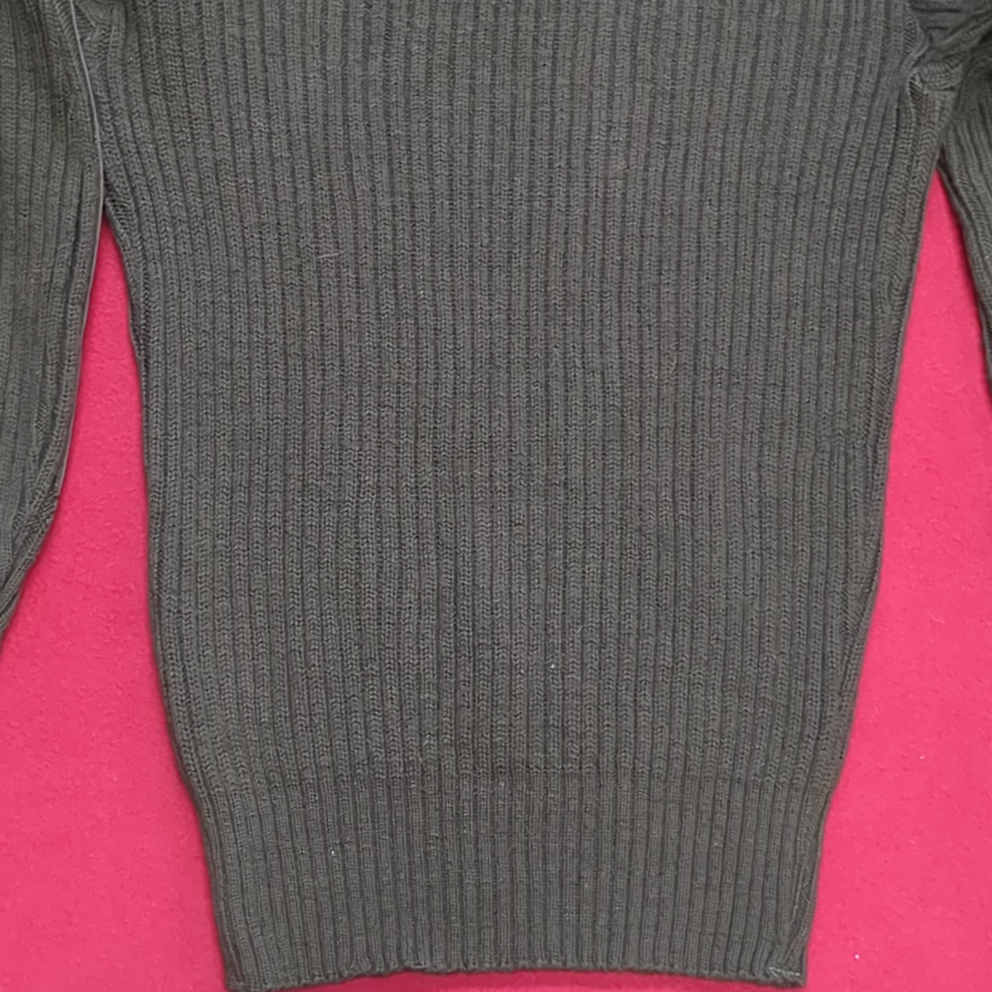 MITTS MITTS 38 Regular Service Olive Green Wool Sweater w Epaulettes (23s ac10-g113)