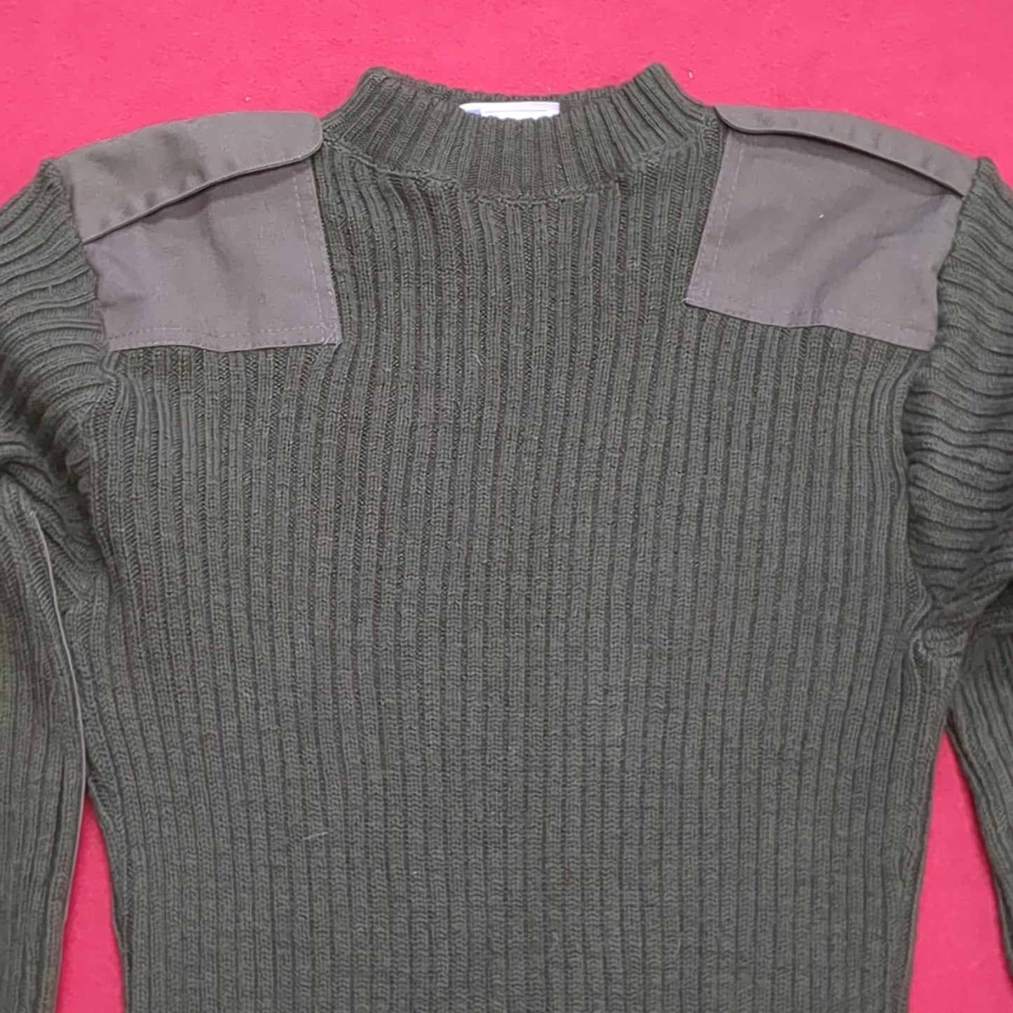MITTS MITTS 38 Regular Service Olive Green Wool Sweater w Epaulettes (23s ac10-g113)