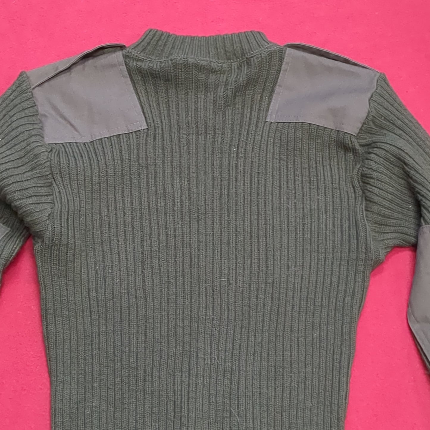 MITTS MITTS 38 Regular Service Olive Green Wool Sweater w Epaulettes (23s ac10-g113)