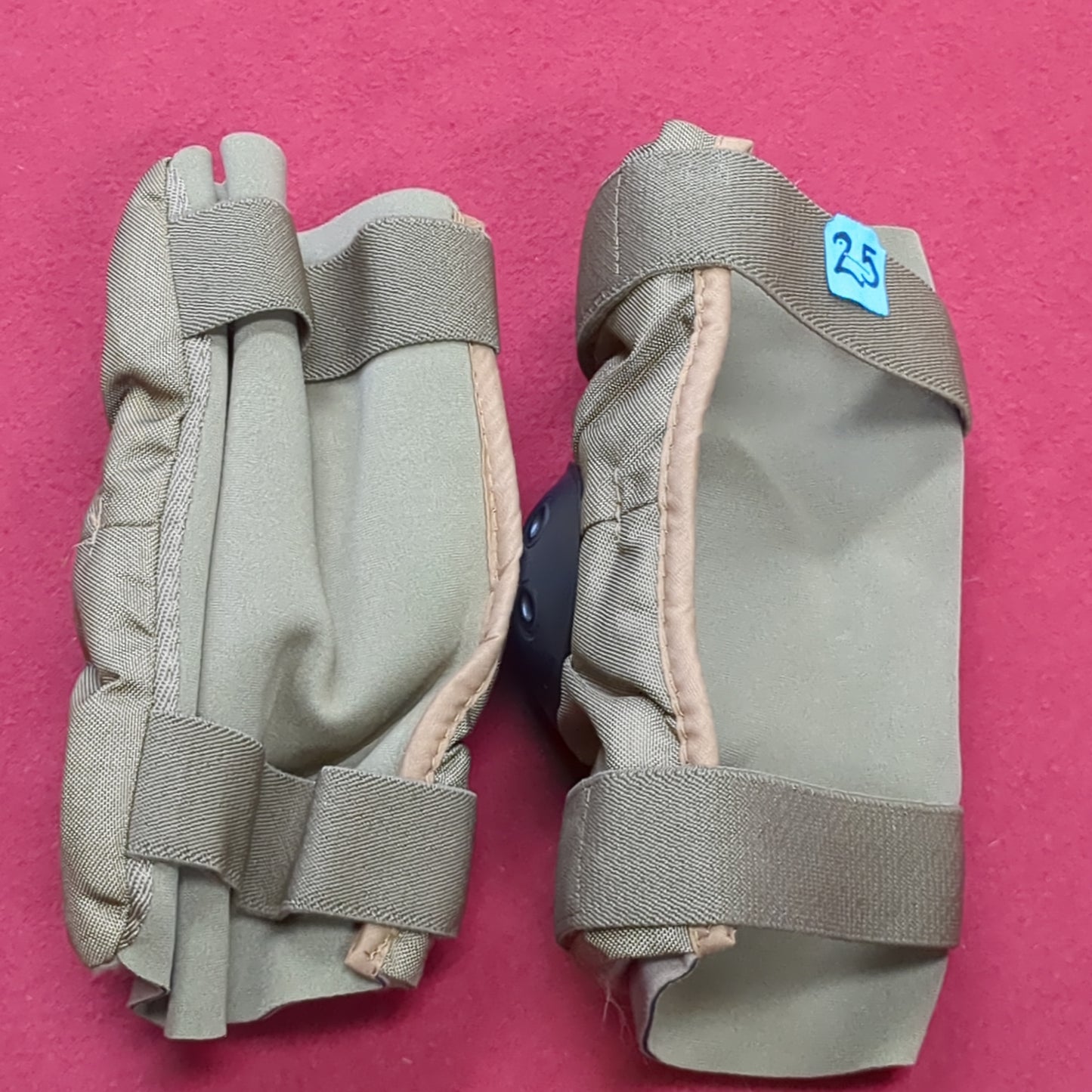 US Army Coyote Elbow Pads Size Large (cb04-25)