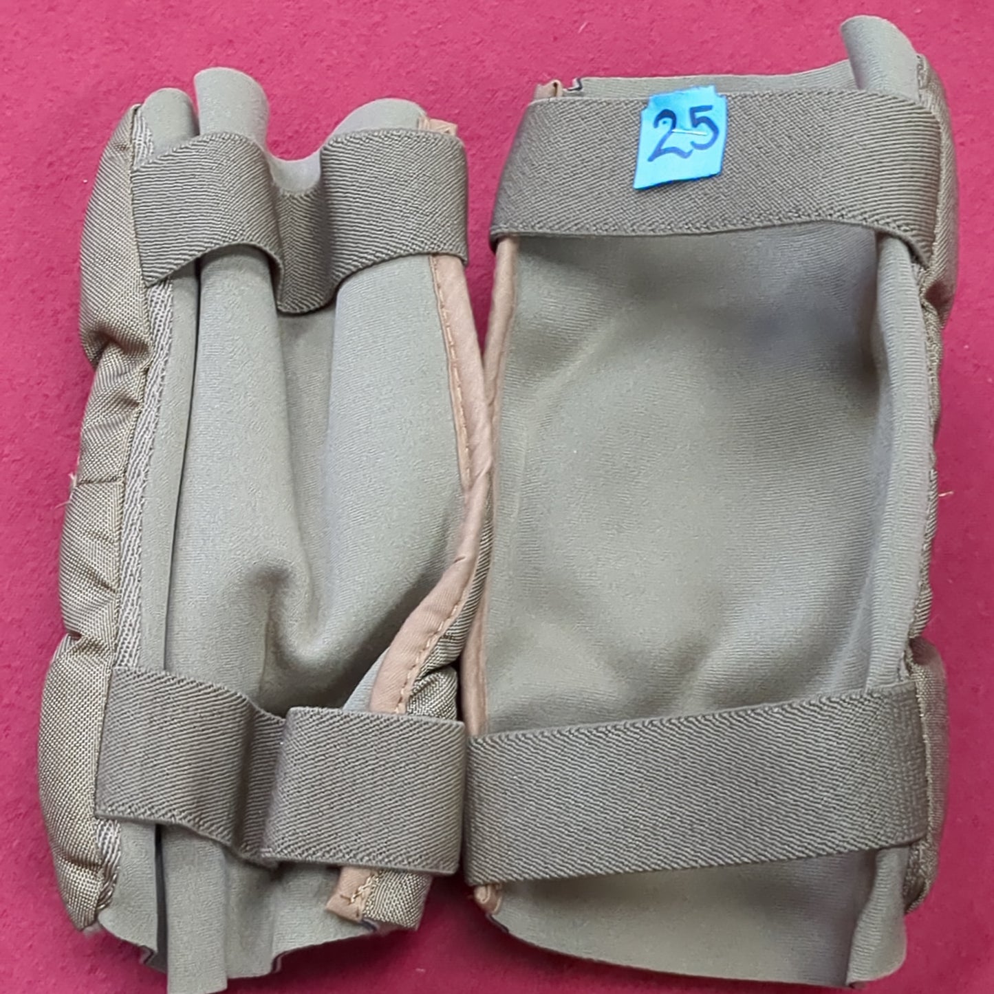US Army Coyote Elbow Pads Size Large (cb04-25)
