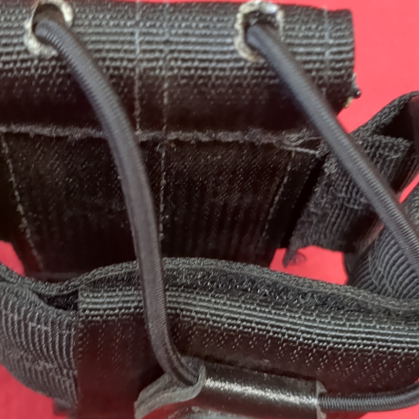 USED BLACKHAWK Black CORDURA Universal Radio Carrier (31CR ca6-59)