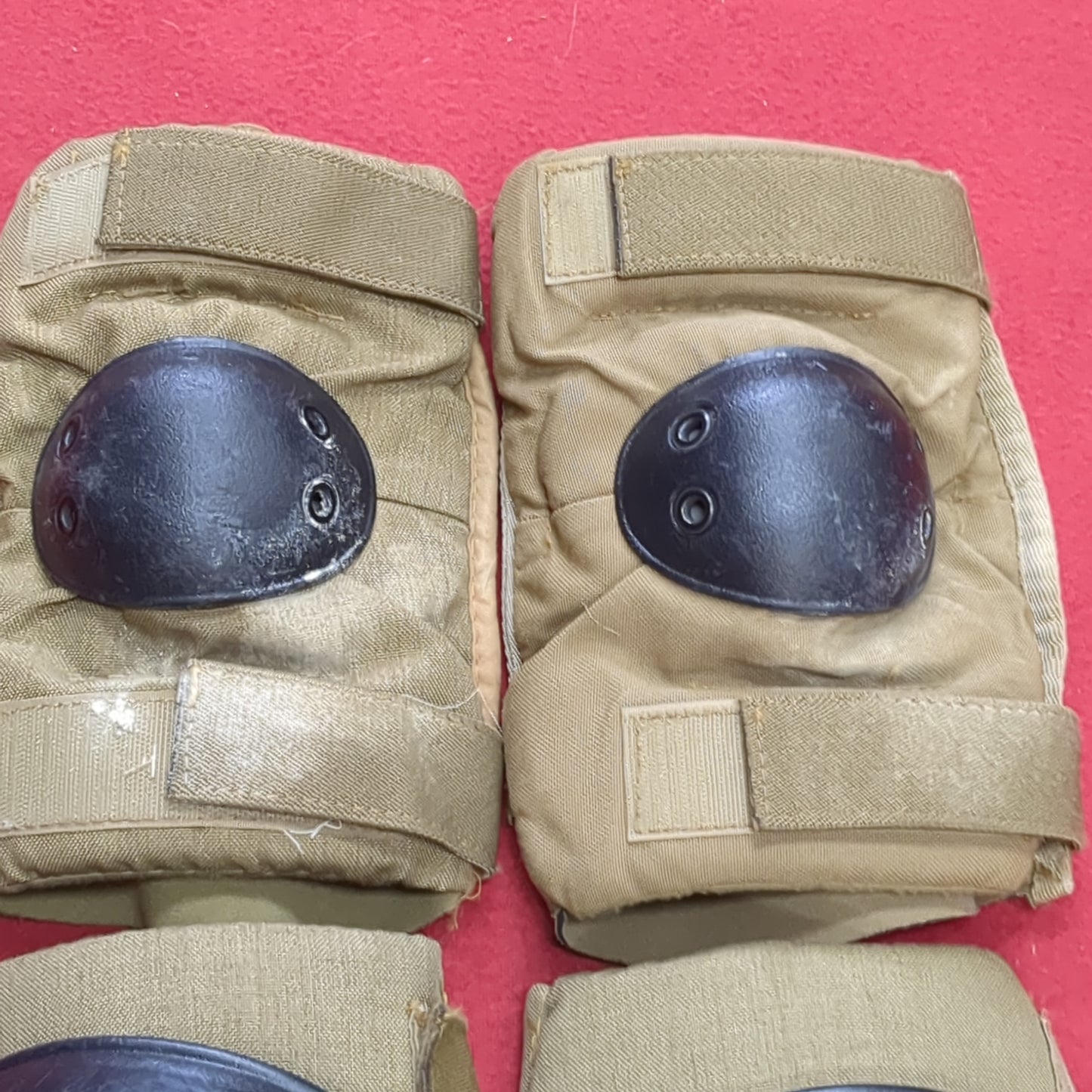 US Army Bijans Medium Coyote Knee Elbow Pad Set Used (GCG2- da12-AUG260)