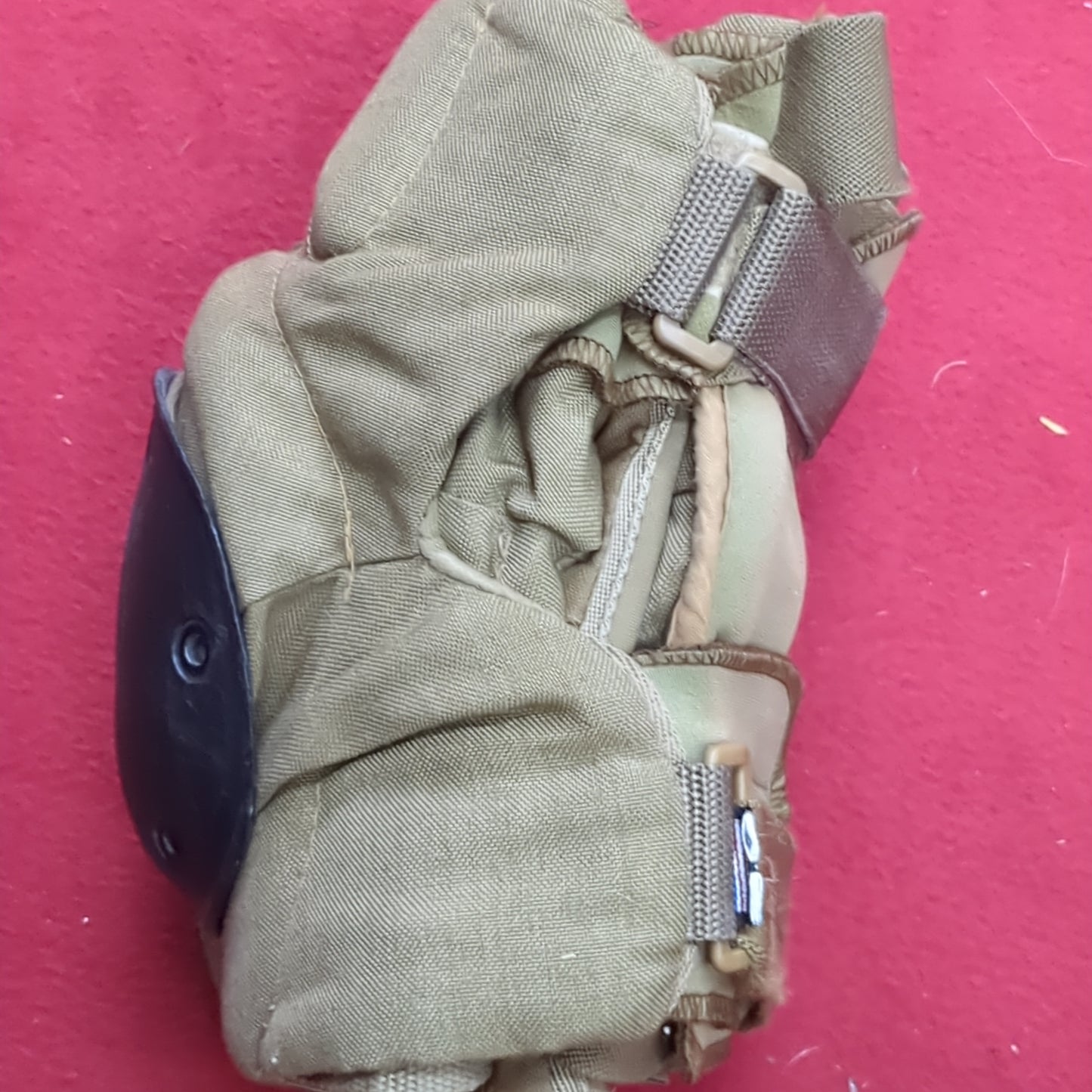 US Army Bijans Medium Coyote Knee Elbow Pad Set Used (GCG2- da12-AUG260)
