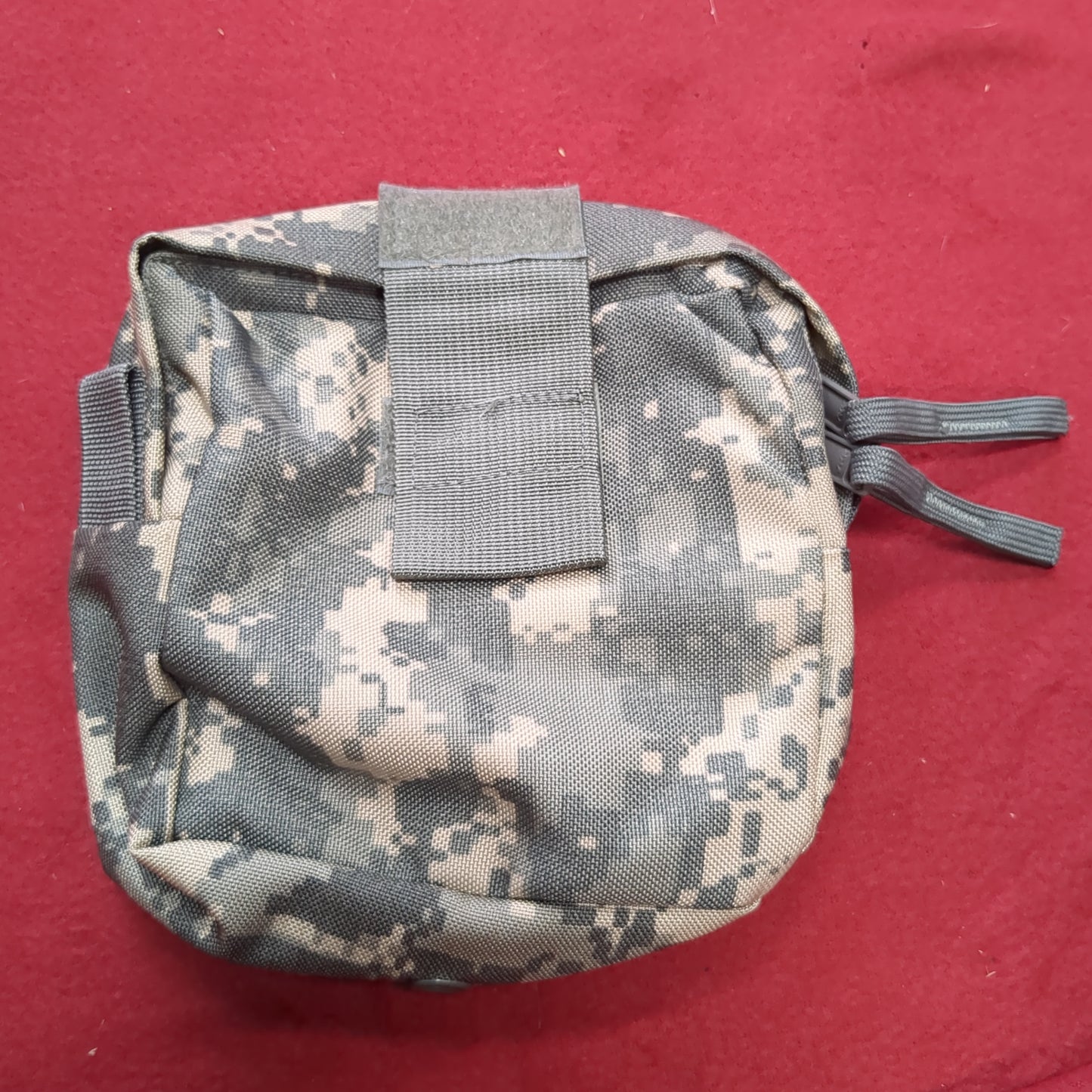 US Army Load Carrying Medical Pouch UCP ACU Molle II Excellent Condition (fb12-AUG268)