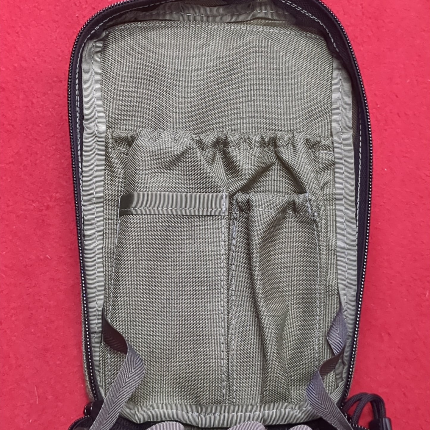 US Army M50 Gas Mask Respirator Filter Accessory Pouch, Molle II Excellent Condition (cbrn2 ac02-AUG276)