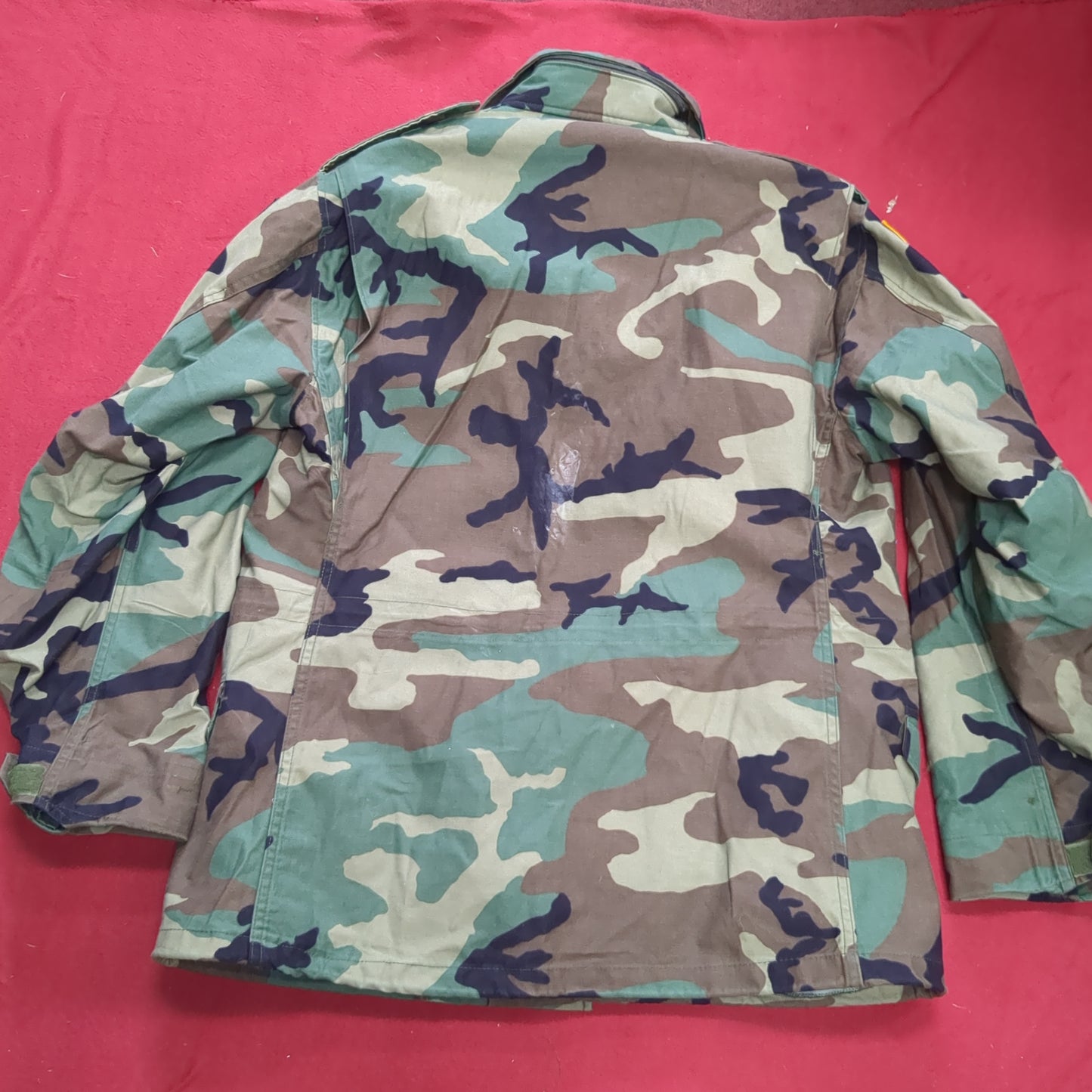 Vintage US Army BDU Woodland MEDIUM REGULAR Cold Weather Field Jacket Good Condition (fa14-AUG308)