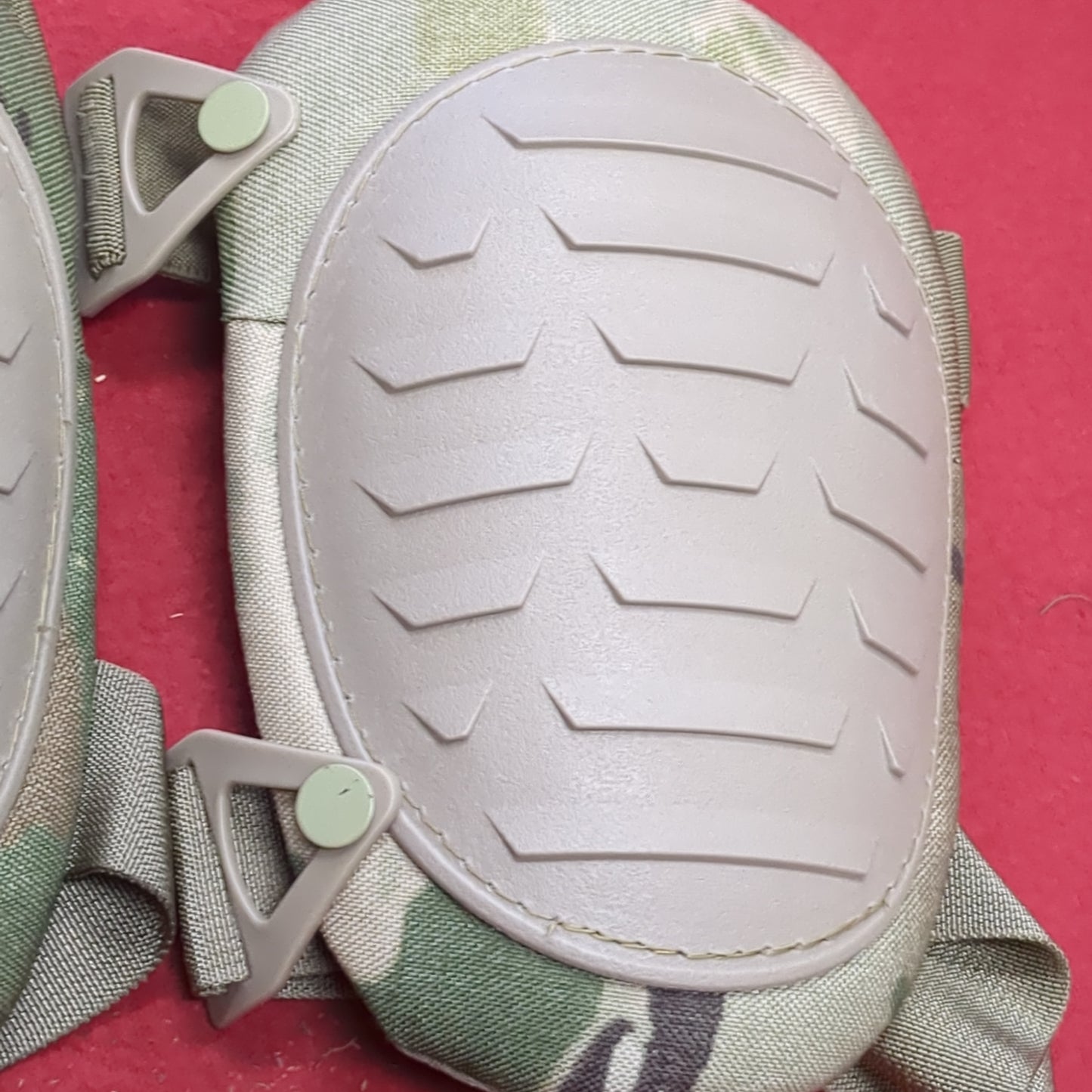 NOS Set of ASM Alamo Strategic Manufacturing OCP Knee Pads Protective Tactical Assault (gcg2- da12-AUG320)
