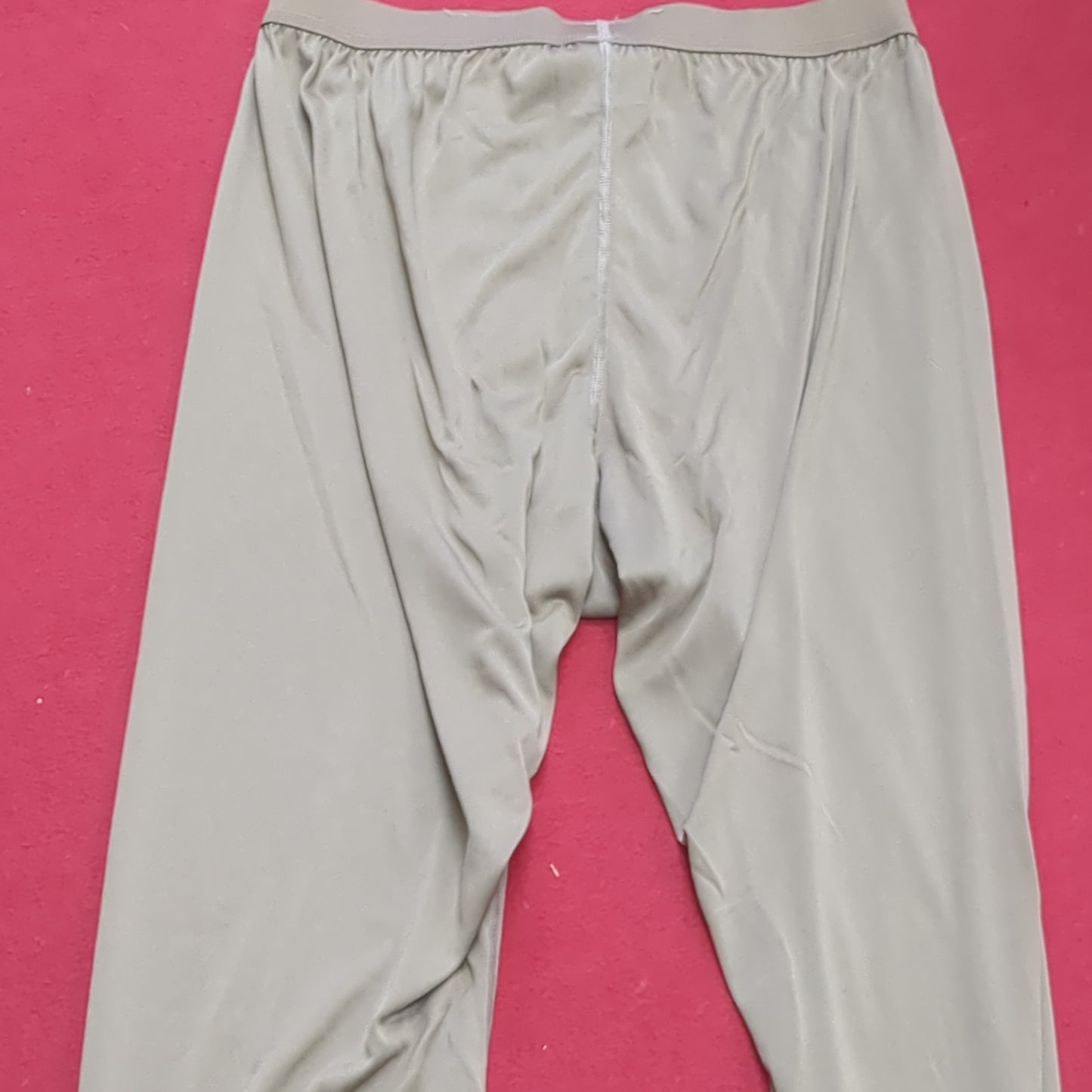 NWT US Army Coyote Medium Regular Silks Gen III Level 1 Cold Weather Pants Bottom (fa07-AUG357)