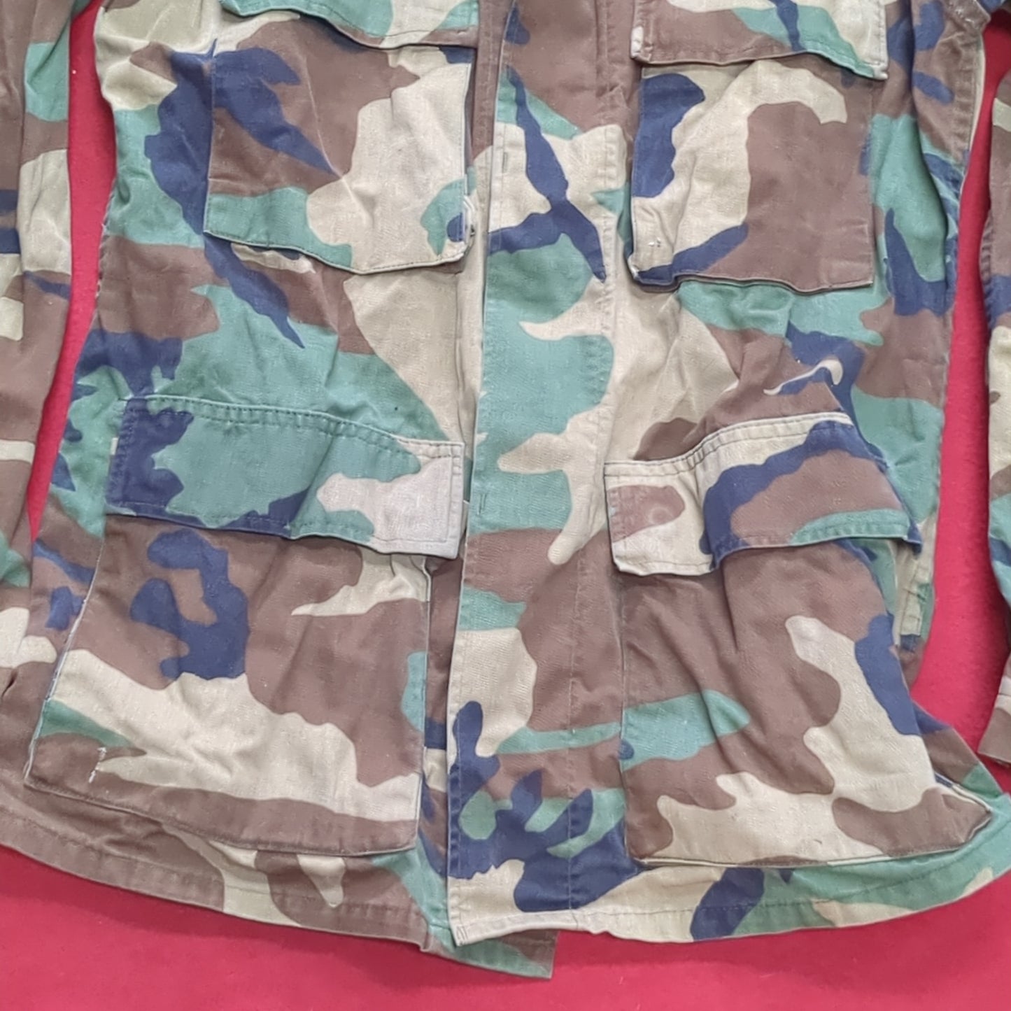 US Army SMALL REGULAR Uniform Top BDU Woodland Pattern (09CR cb5-6)